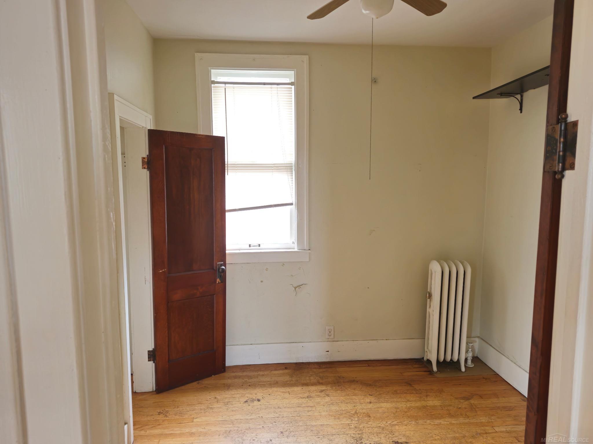 2680 Carpenter Street, Hamtramck, MI, 48212