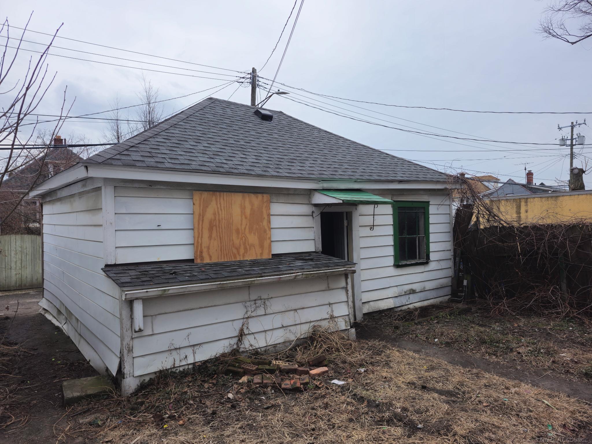 2680 Carpenter Street, Hamtramck, MI, 48212