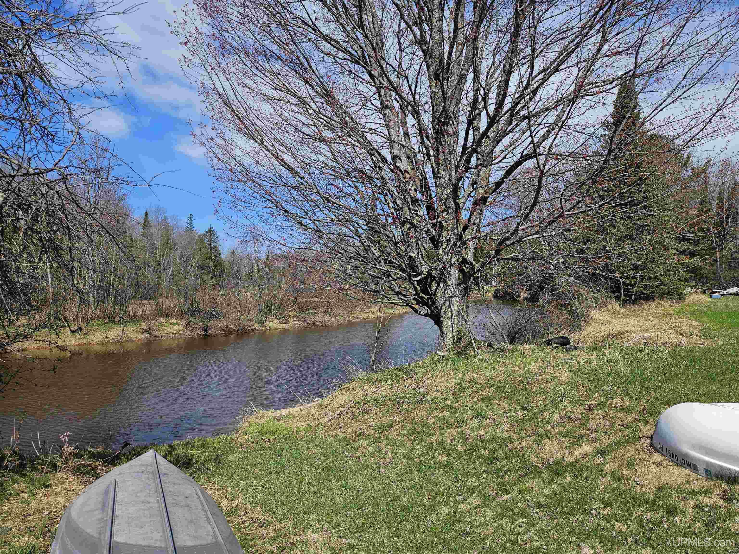 16672 Lakeshore Drive, Ontonagon, MI, 49953