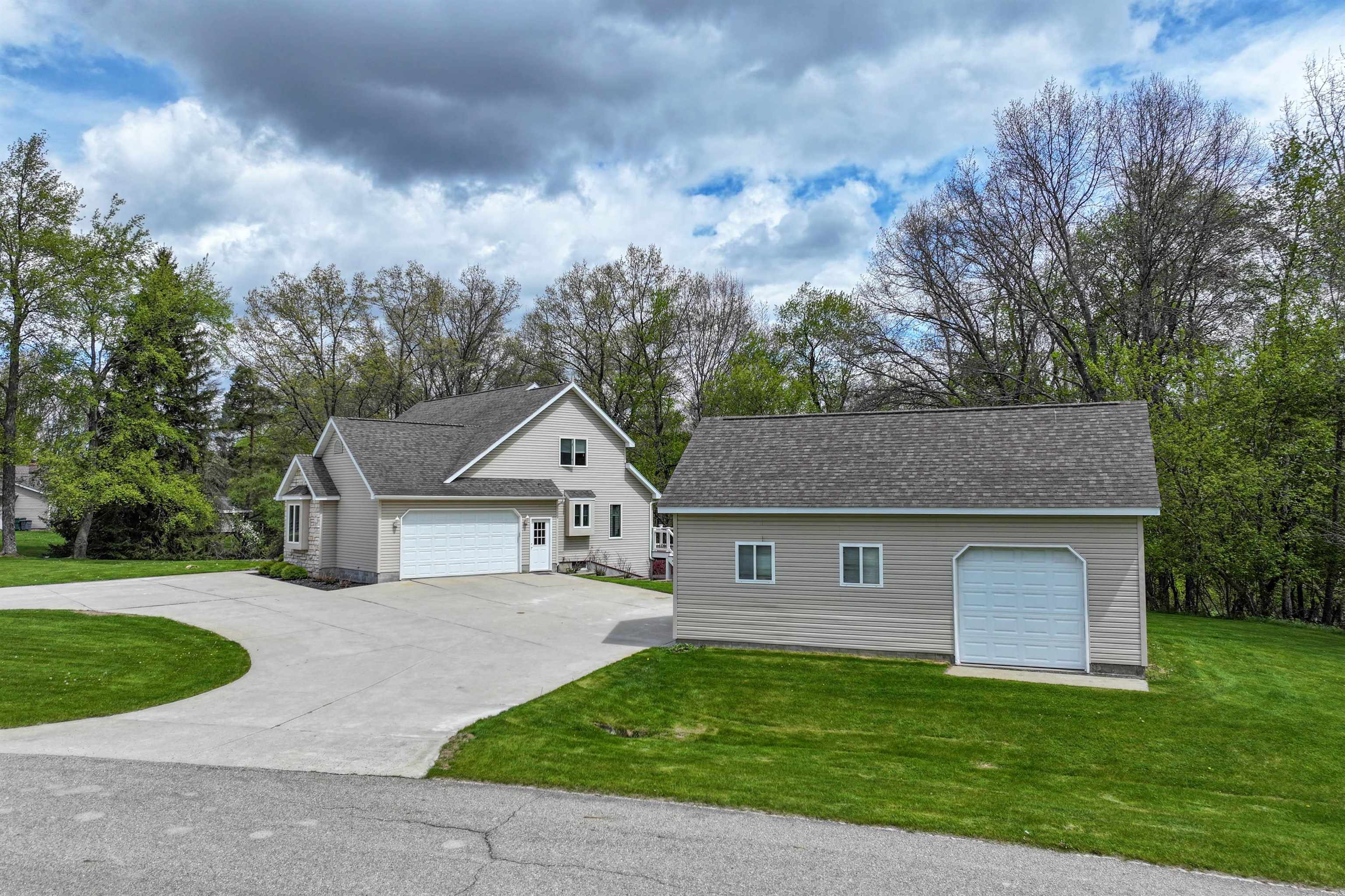 2889 Galway Bay Drive, Metamora, MI, 48455