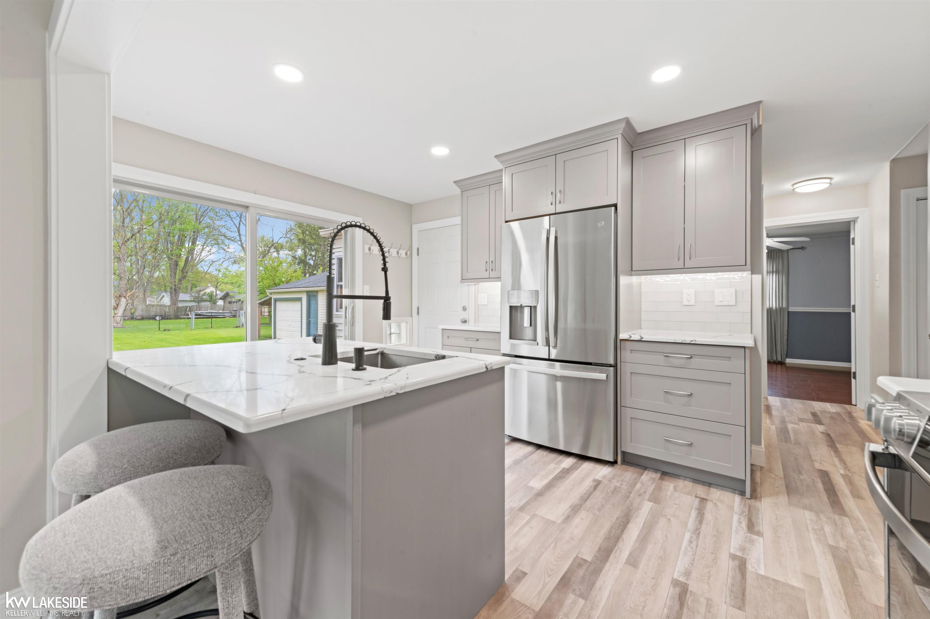 2nd image of 27080 S River Rd, Harrison Township, MI 48045 | MLS# 58050206750