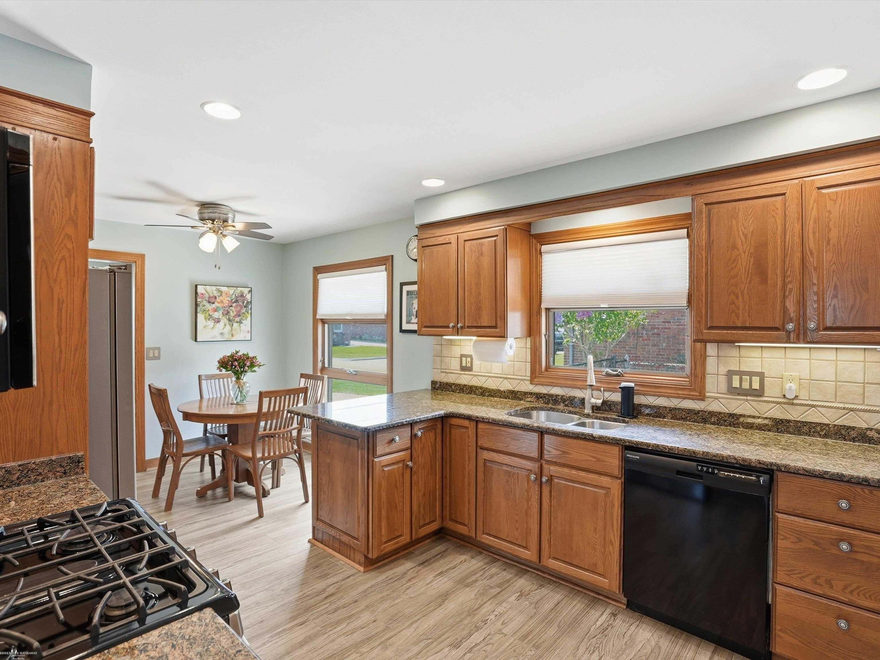 22445 Lange Street, Saint Clair Shores, MI, 48080