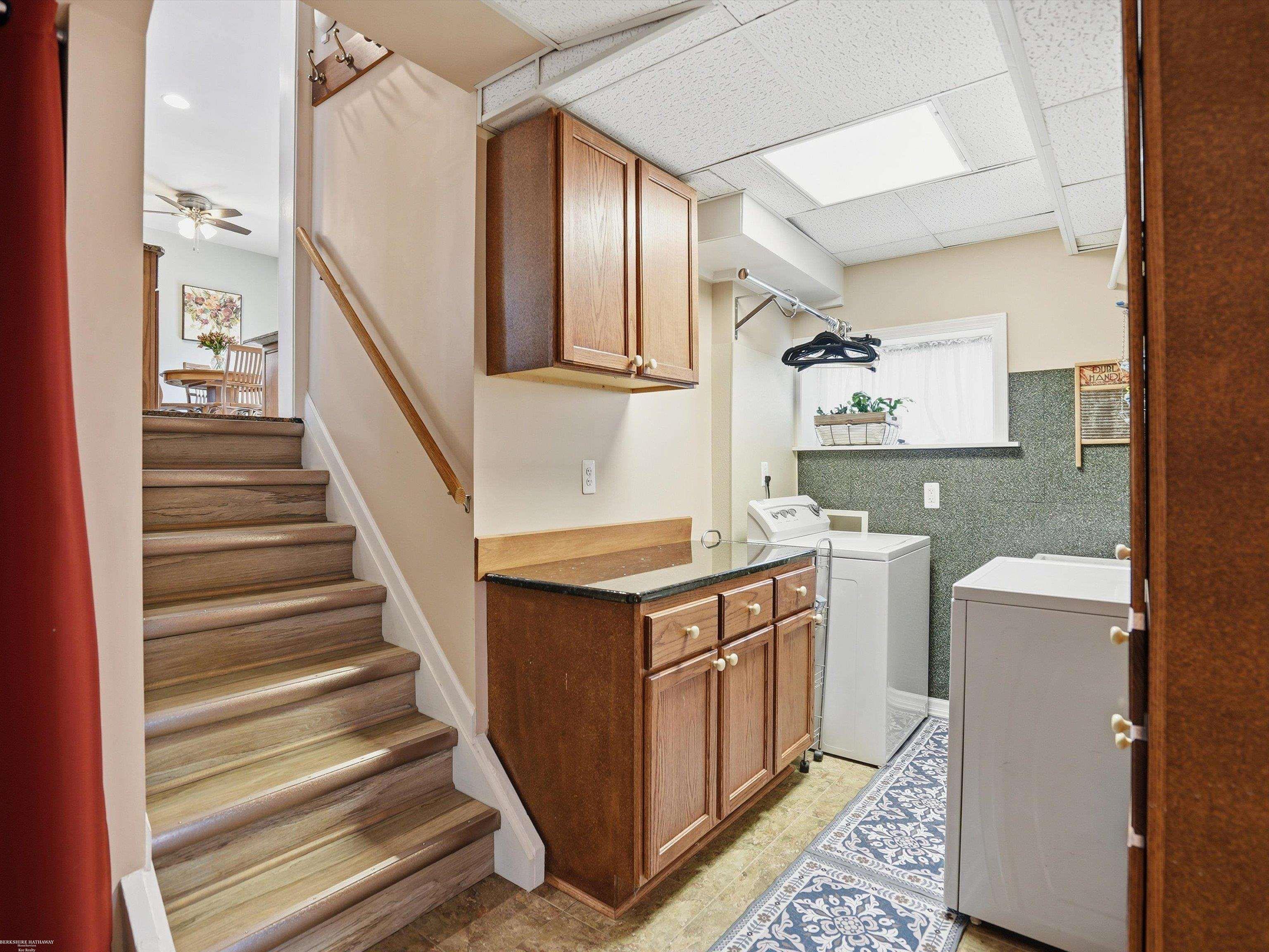 22445 Lange Street, Saint Clair Shores, MI, 48080