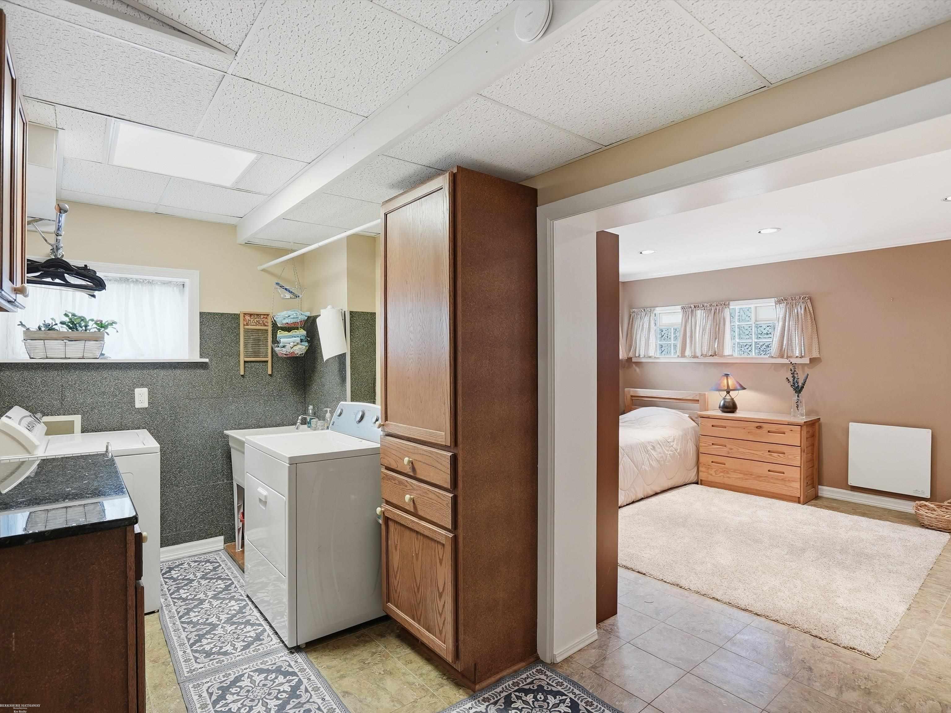 22445 Lange Street, Saint Clair Shores, MI, 48080