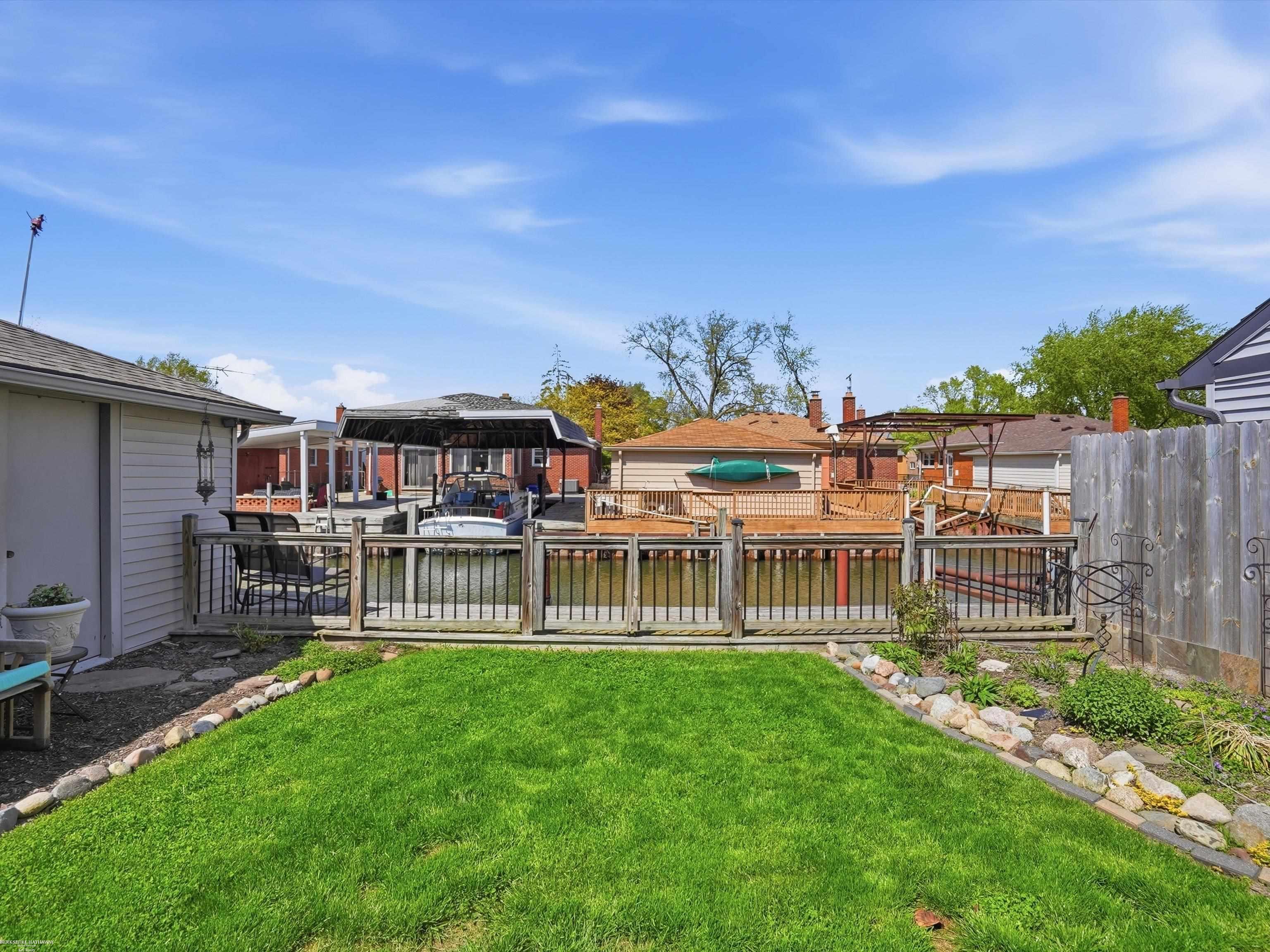 22445 Lange Street, Saint Clair Shores, MI, 48080