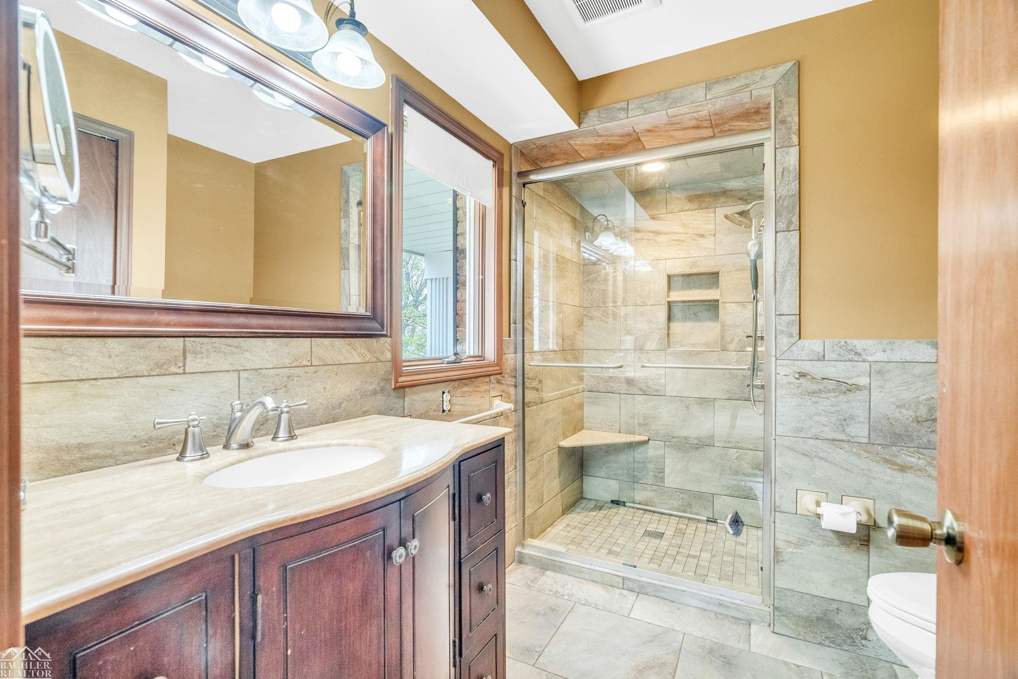 5409 Vista Belle Court, East China, MI, 48054