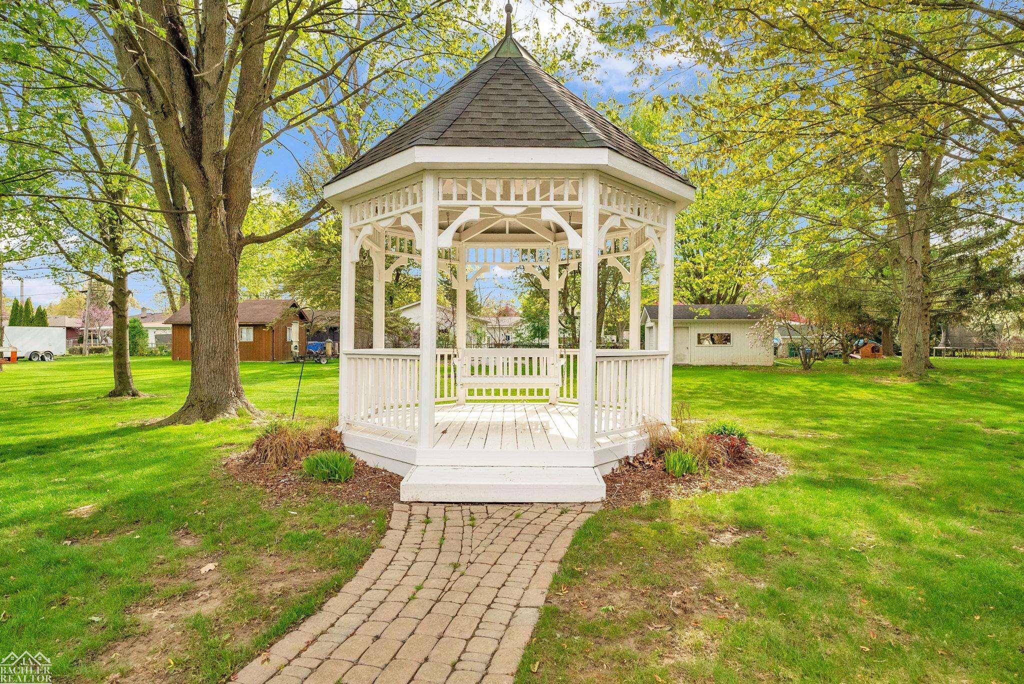 5409 Vista Belle Court, East China, MI, 48054