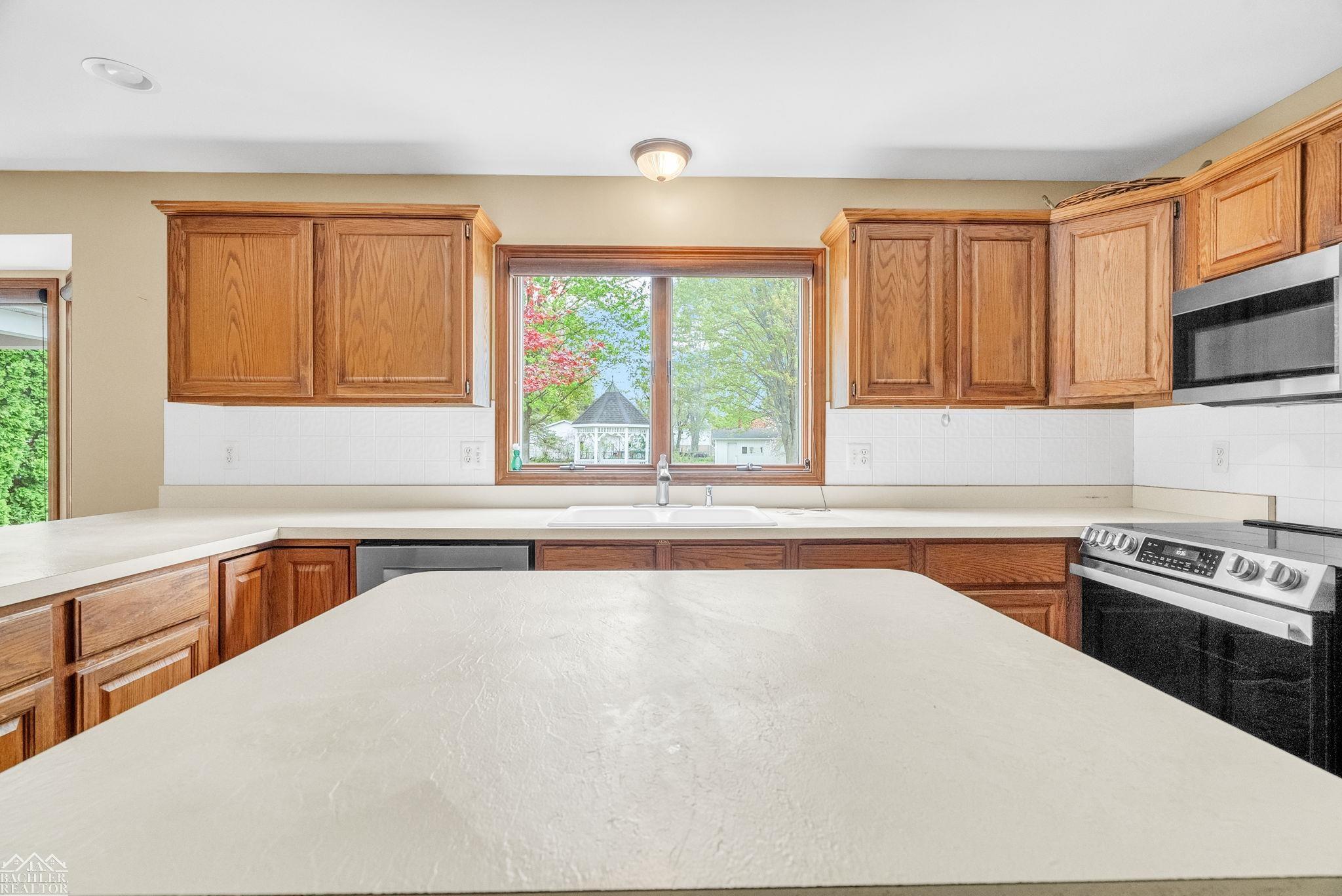 5409 Vista Belle Court, East China, MI, 48054