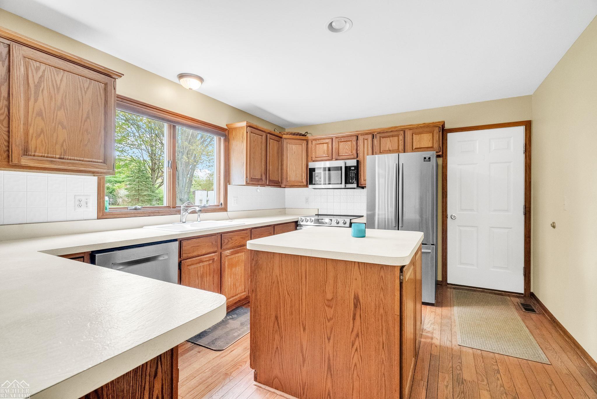 5409 Vista Belle Court, East China, MI, 48054