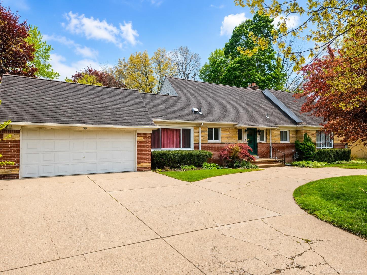 18139 Avilla Boulevard, Lathrup Village, MI, 48076