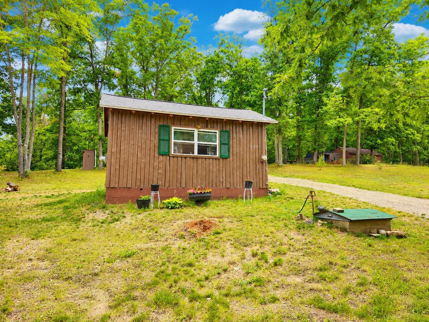 303 N Beverly Drive, Harrison, MI, 48625