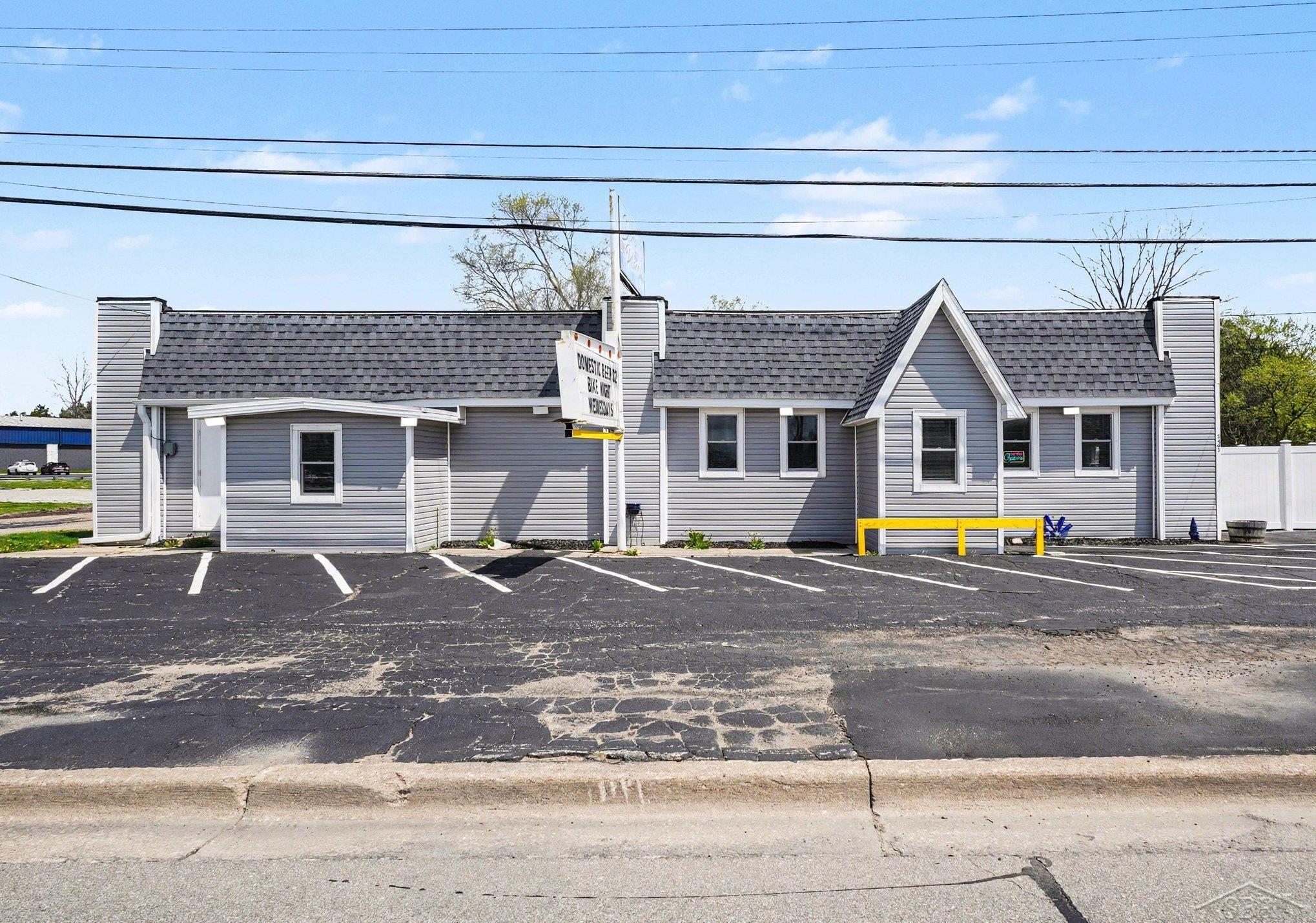 16012 Moross Road, Detroit, MI, 48205 2542