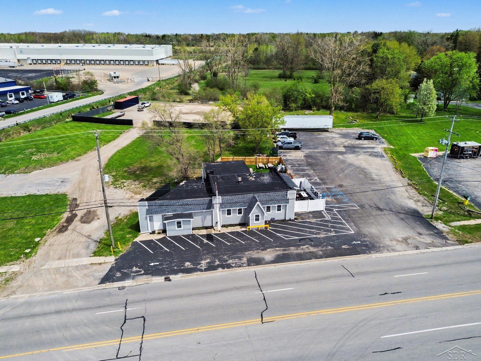 5463 Dixie Highway, Saginaw, MI, 48601