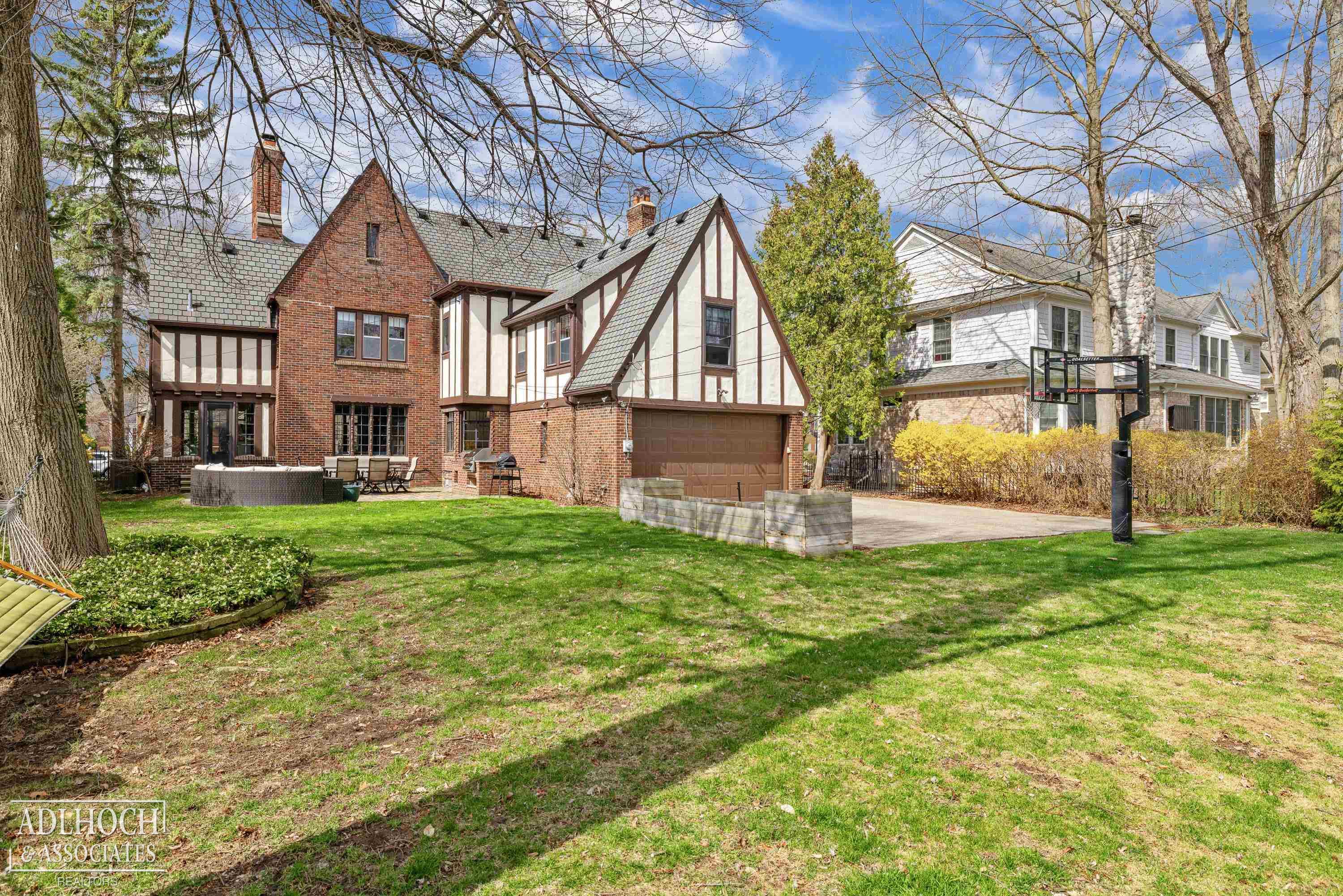 1006 Kensington