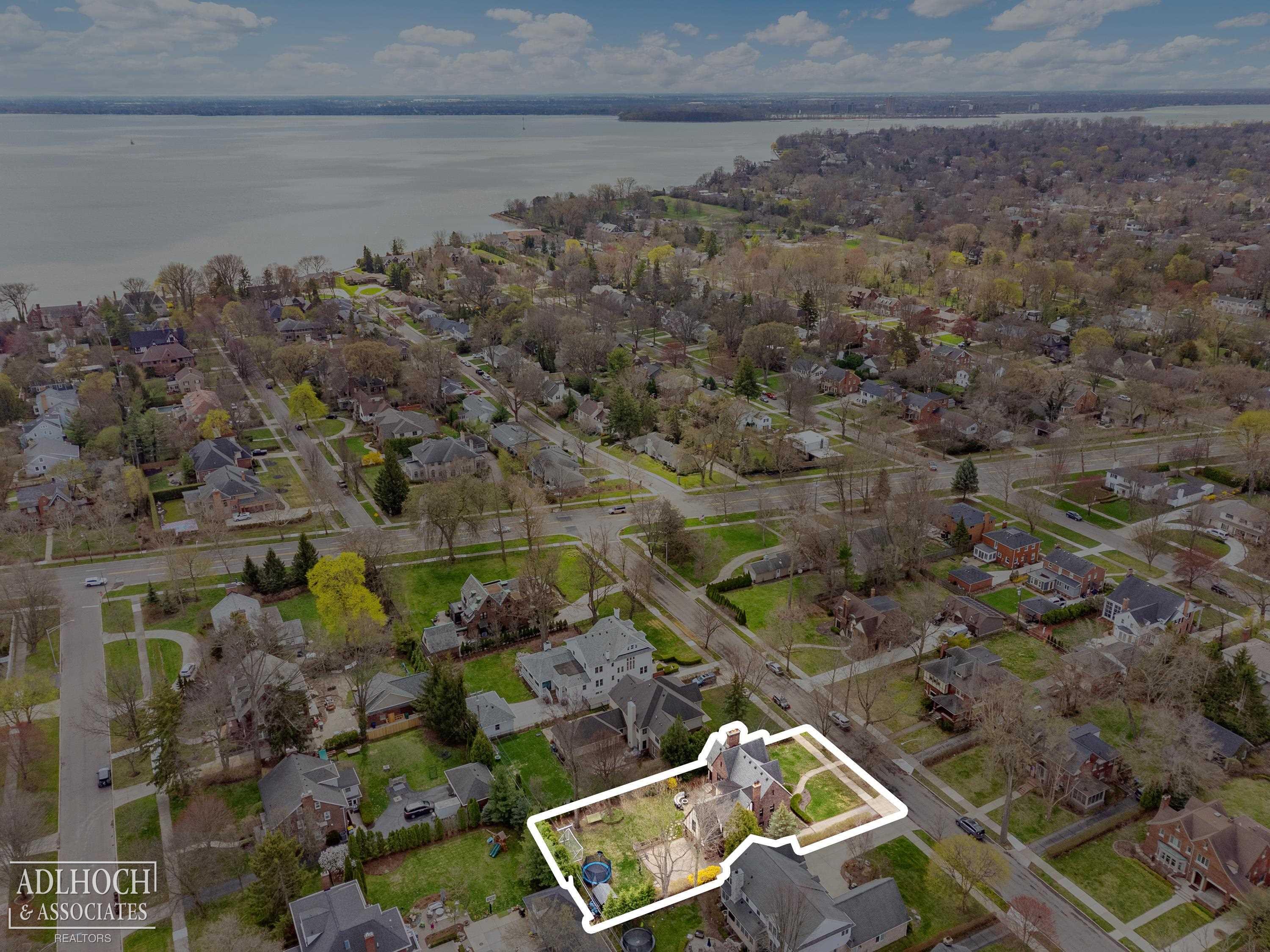 1006 Kensington