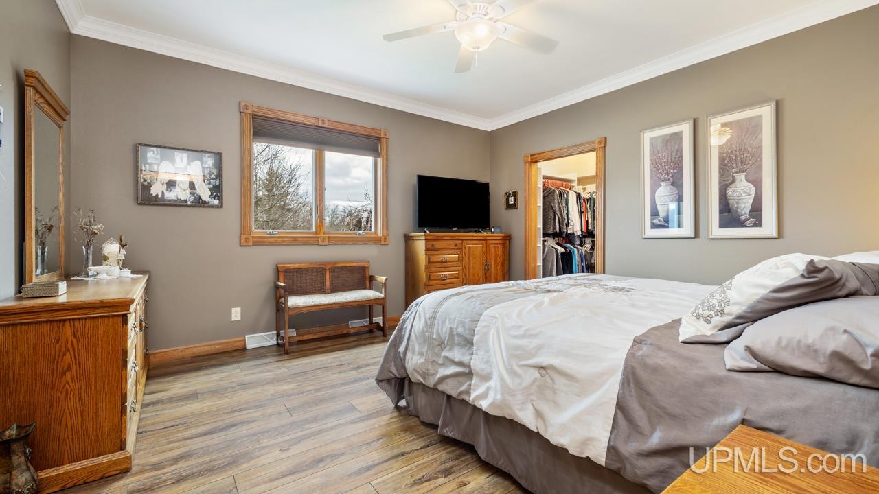 N2069 Stone Cliff Drive, Vulcan, MI, 49870