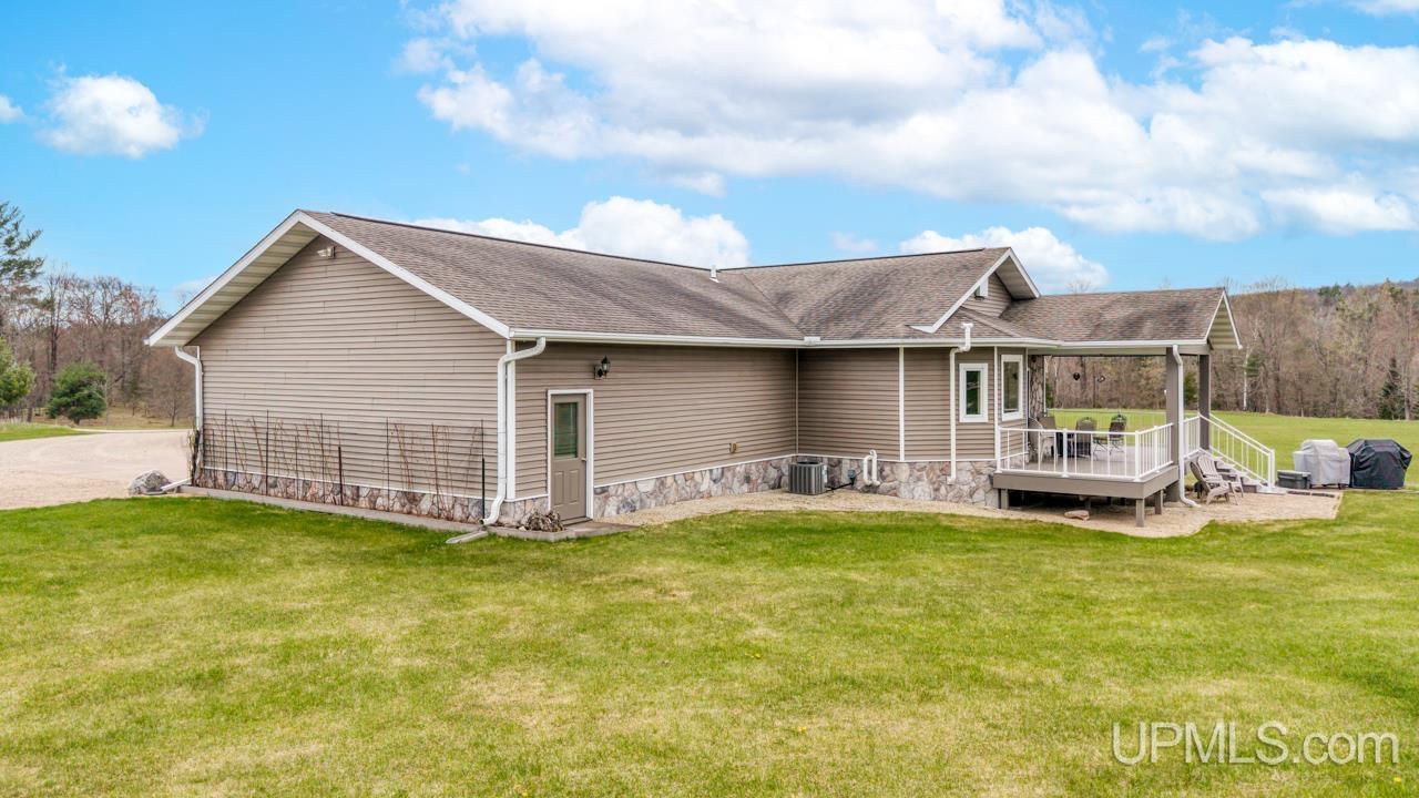 N2069 Stone Cliff Drive, Vulcan, MI, 49870