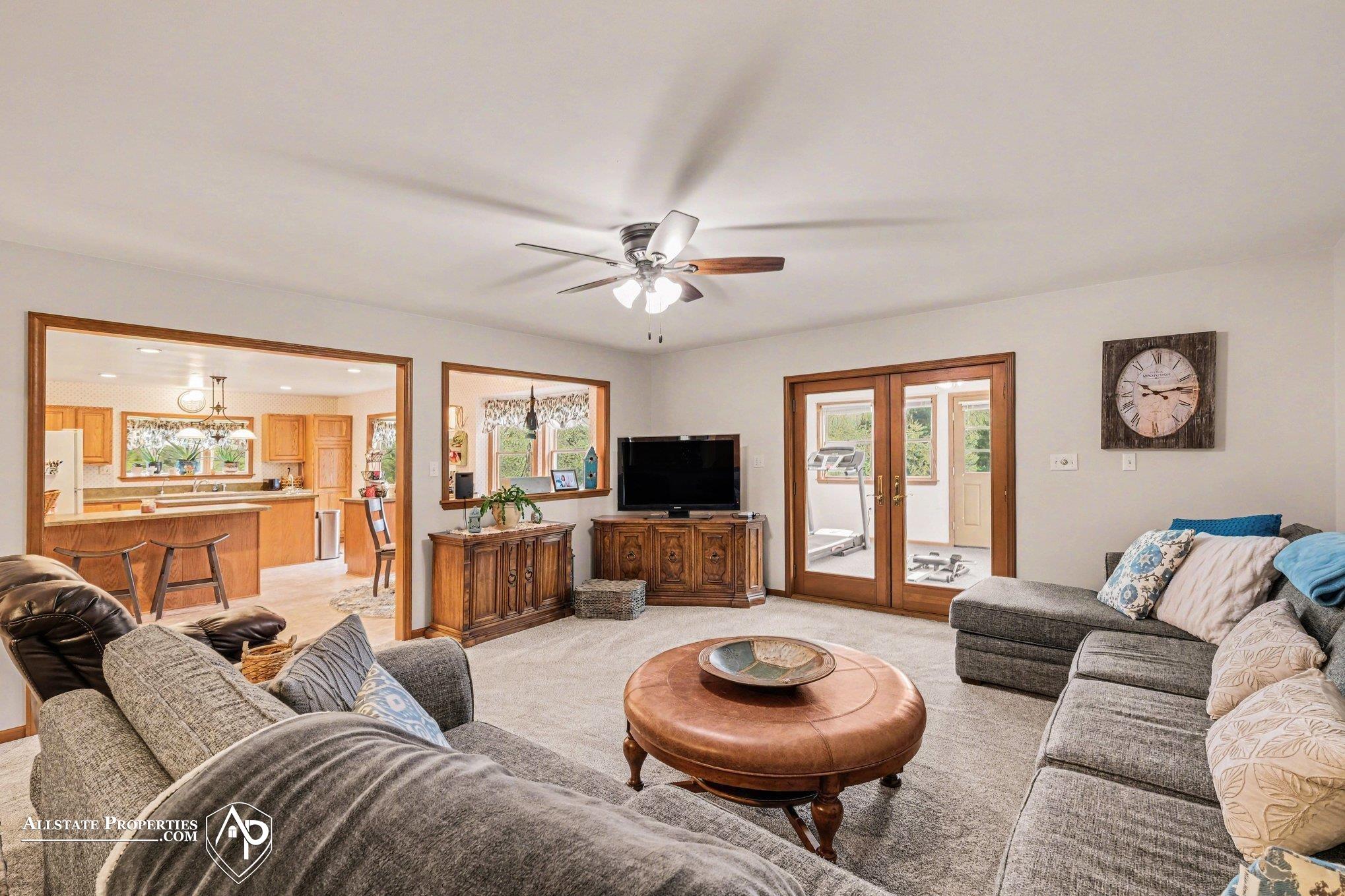 3rd image of 12301 S New Lothrop Rd, Byron, MI 48418 | MLS# 50206868