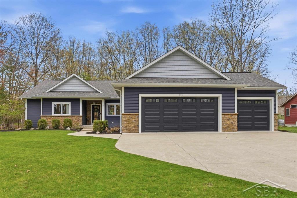 921 S Crooked Tree Lane, Midland, MI, 48640