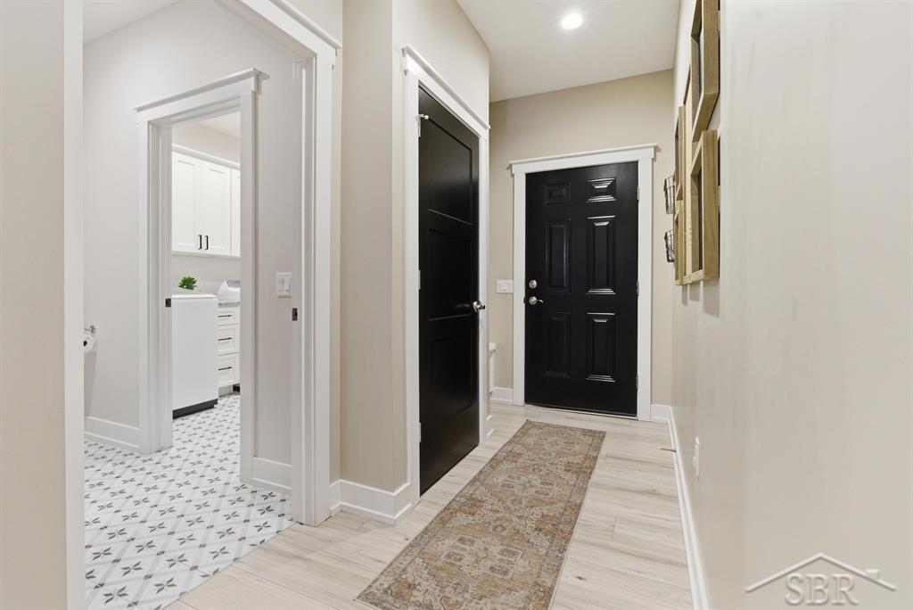 921 S Crooked Tree Lane, Midland, MI, 48640