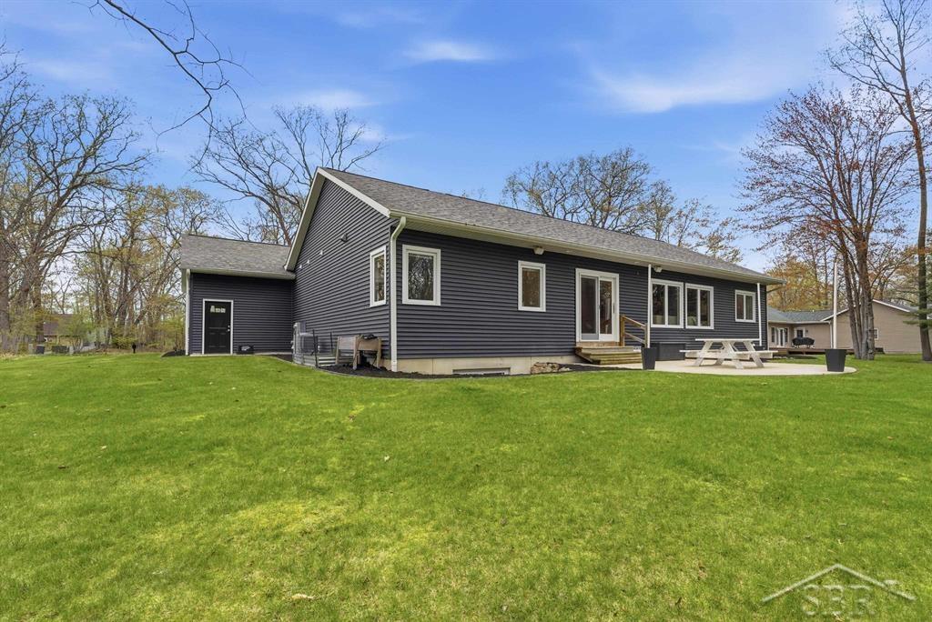 921 S Crooked Tree Lane, Midland, MI, 48640
