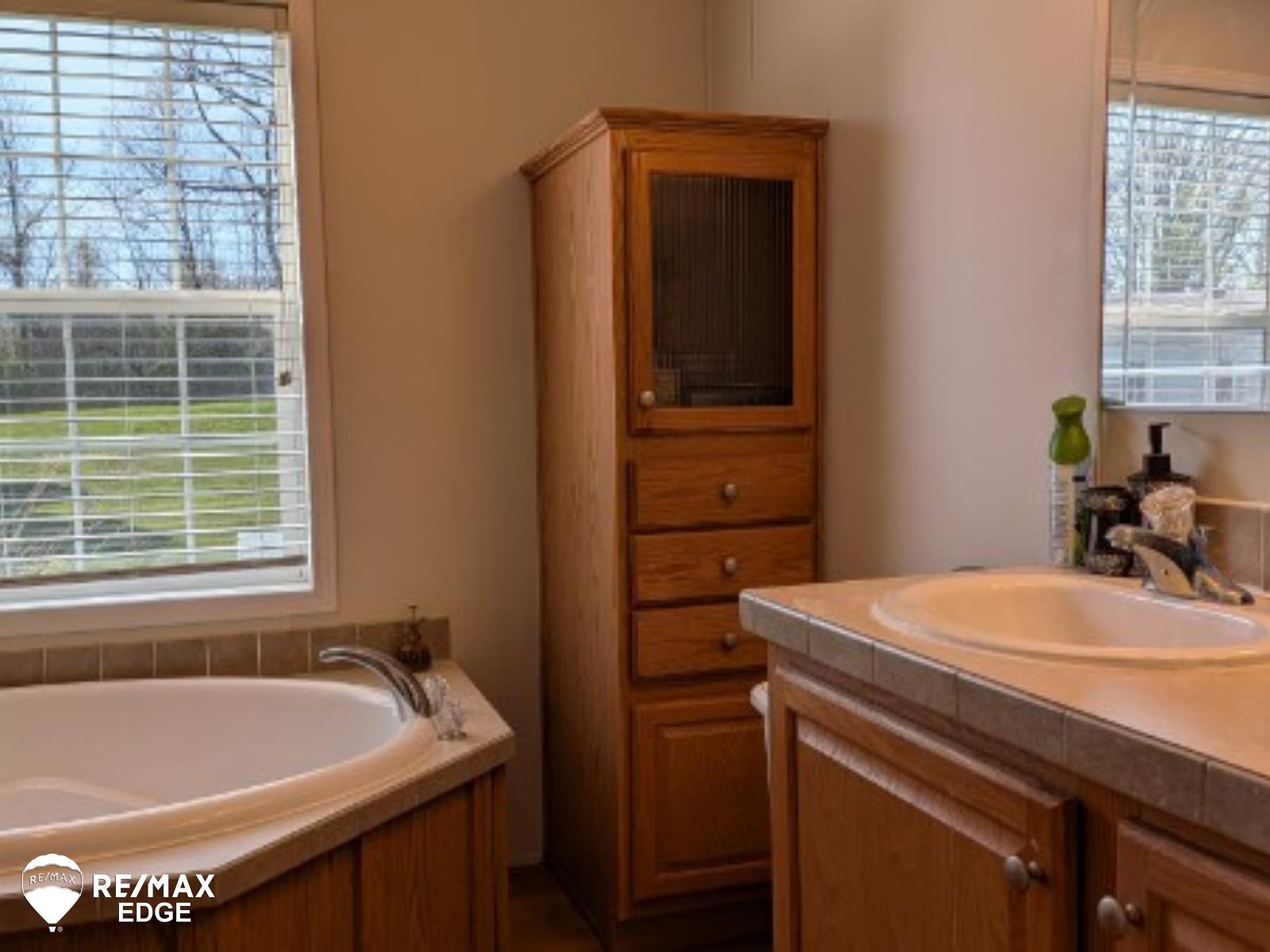165 Pheasant Court, Grand Blanc, MI, 48439