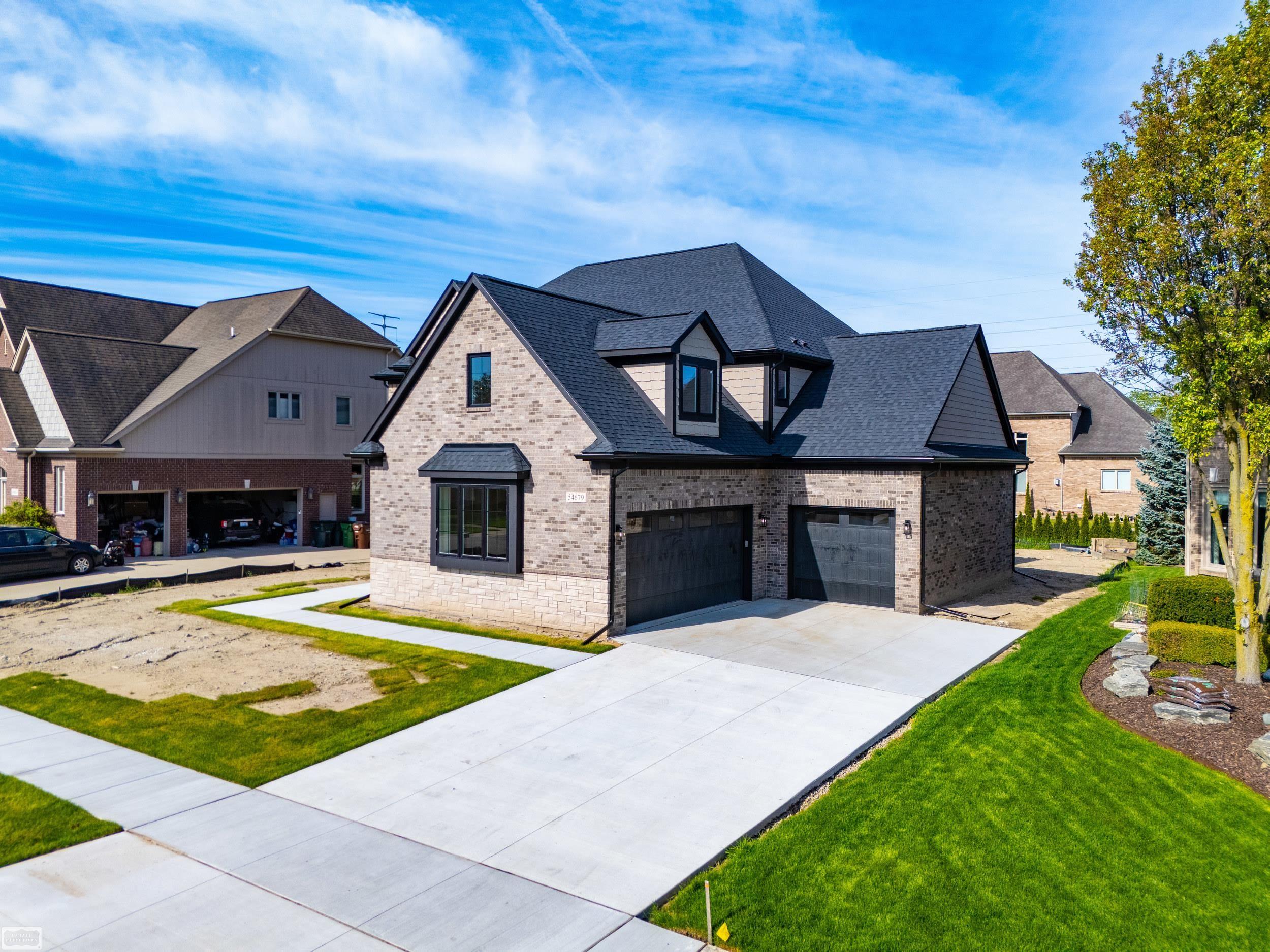 2nd image of 54679 White Pine Ln, Shelby Township, MI 48315 | MLS# 58050206953