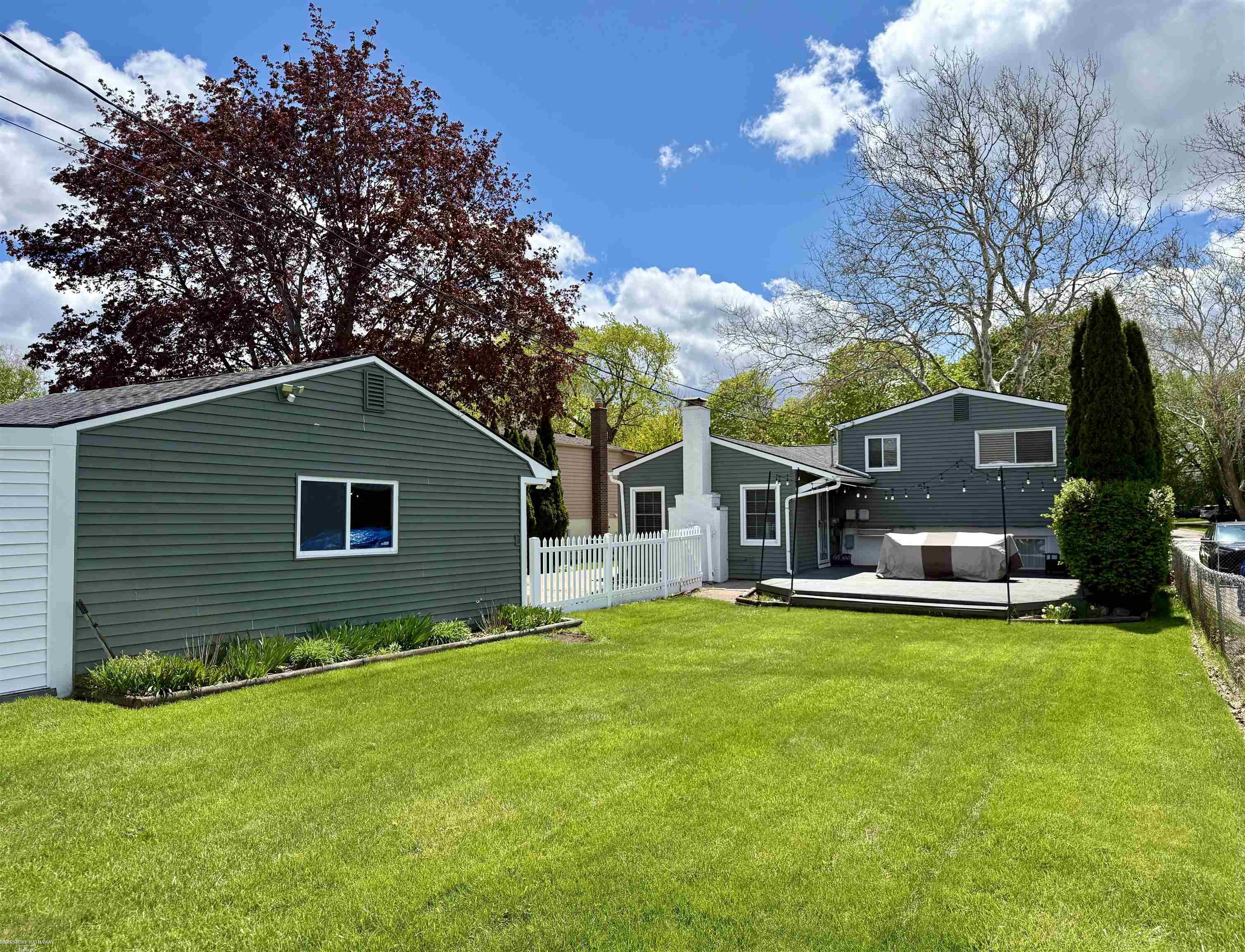 1250 W Elmwood Avenue, Clawson, MI, 48017