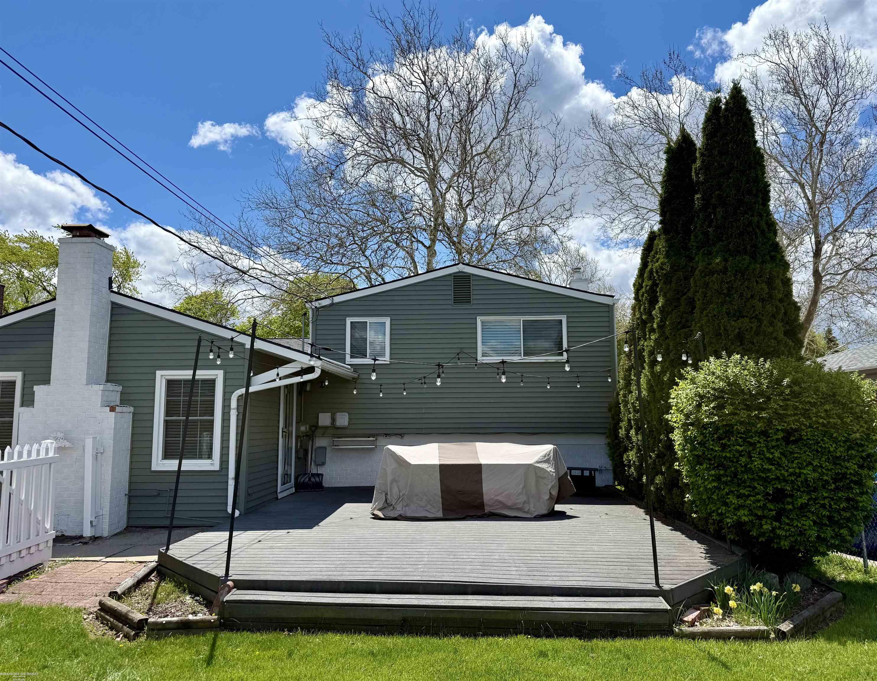 1250 W Elmwood Avenue, Clawson, MI, 48017