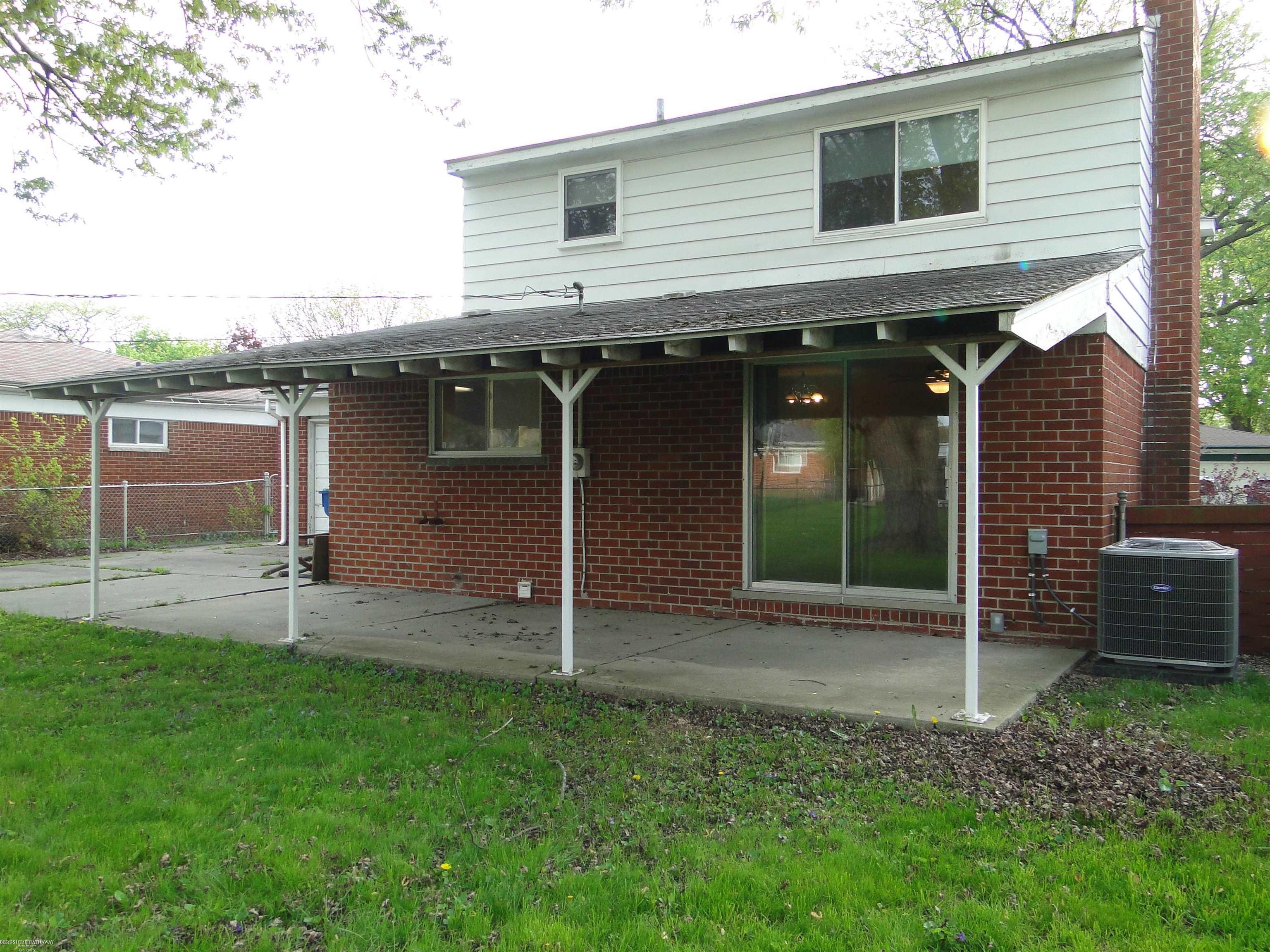30416 Eiffel Avenue, Warren, MI, 48088