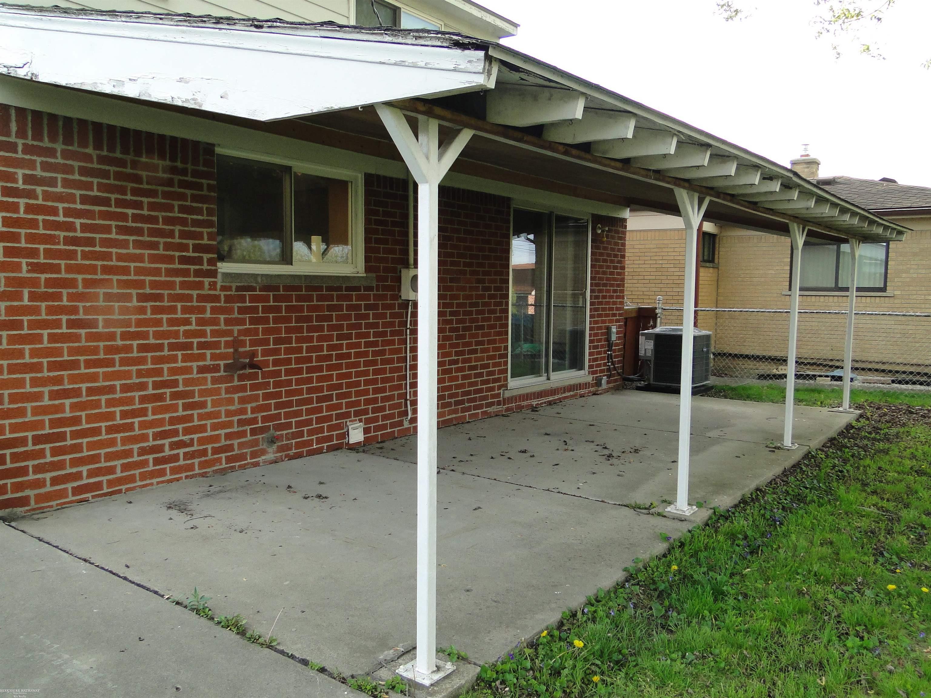 30416 Eiffel Avenue, Warren, MI, 48088