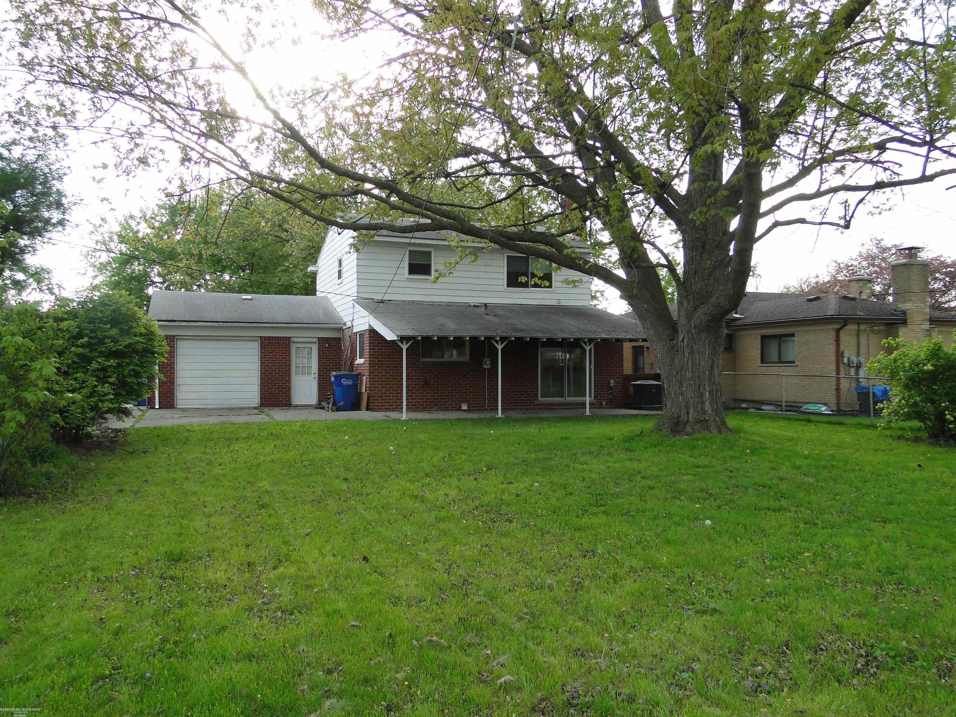 30416 Eiffel Avenue, Warren, MI, 48088