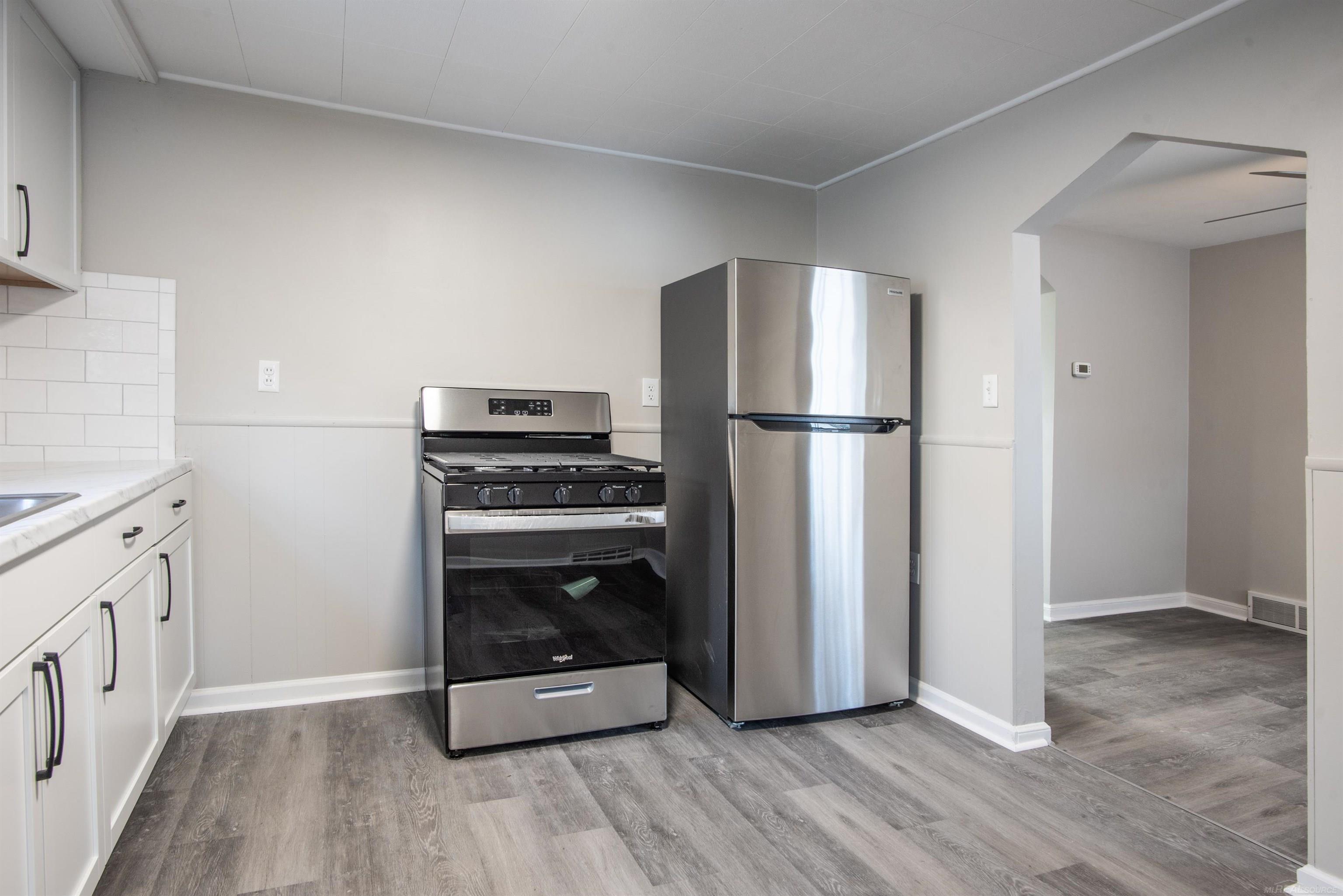 23742 Stewart Avenue, Warren, MI, 48089