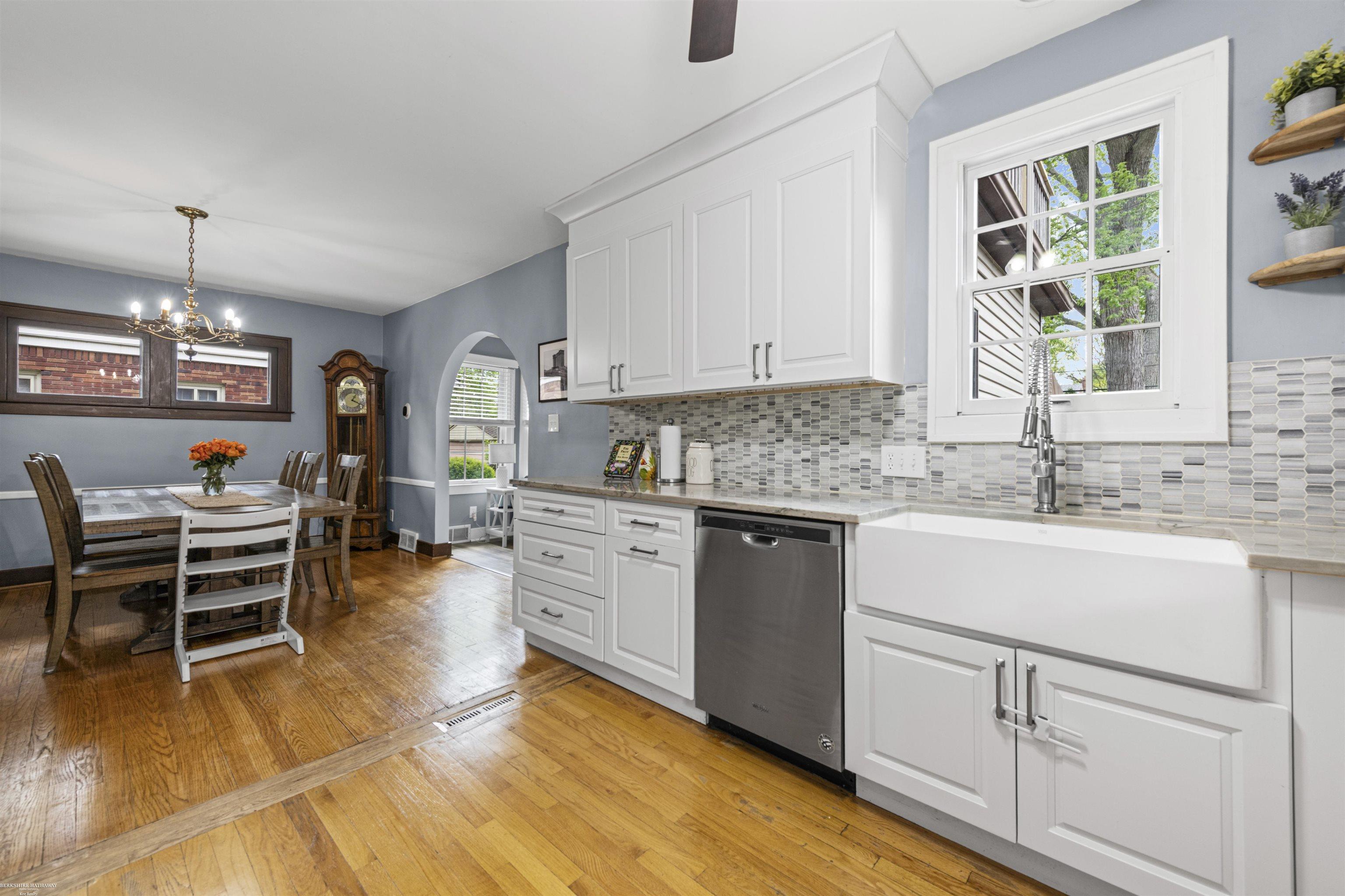 847 University Place, Grosse Pointe, MI, 48230