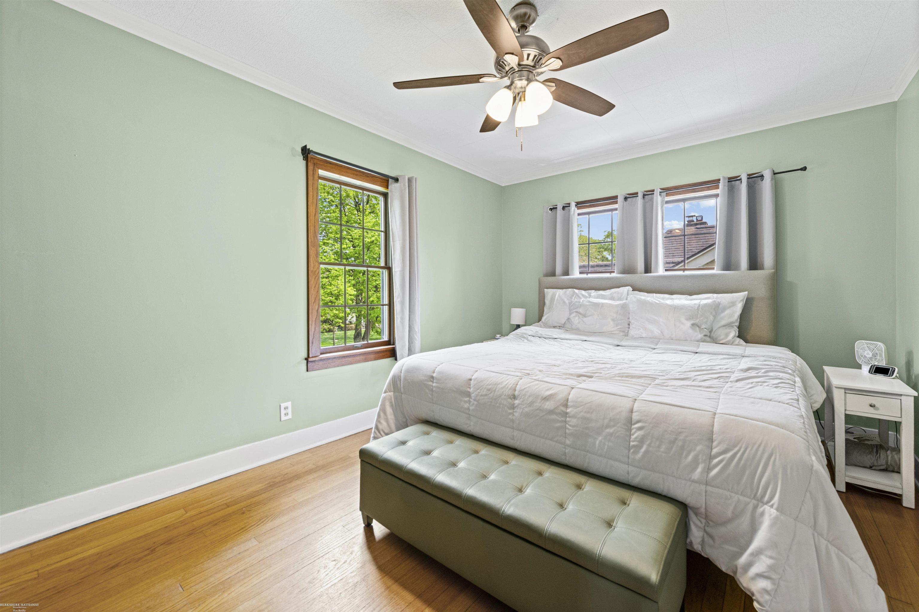 847 University Place, Grosse Pointe, MI, 48230