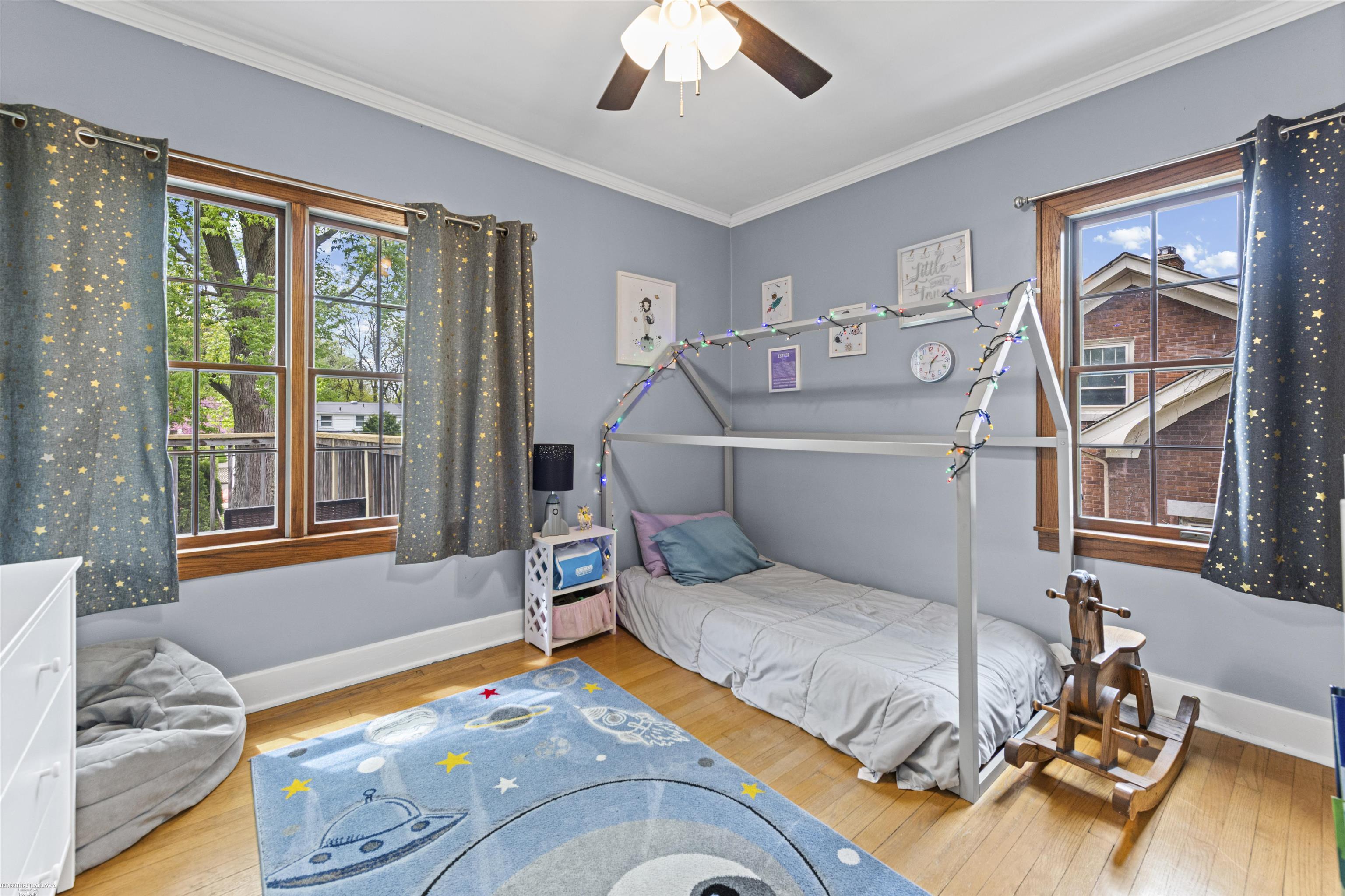 847 University Place, Grosse Pointe, MI, 48230