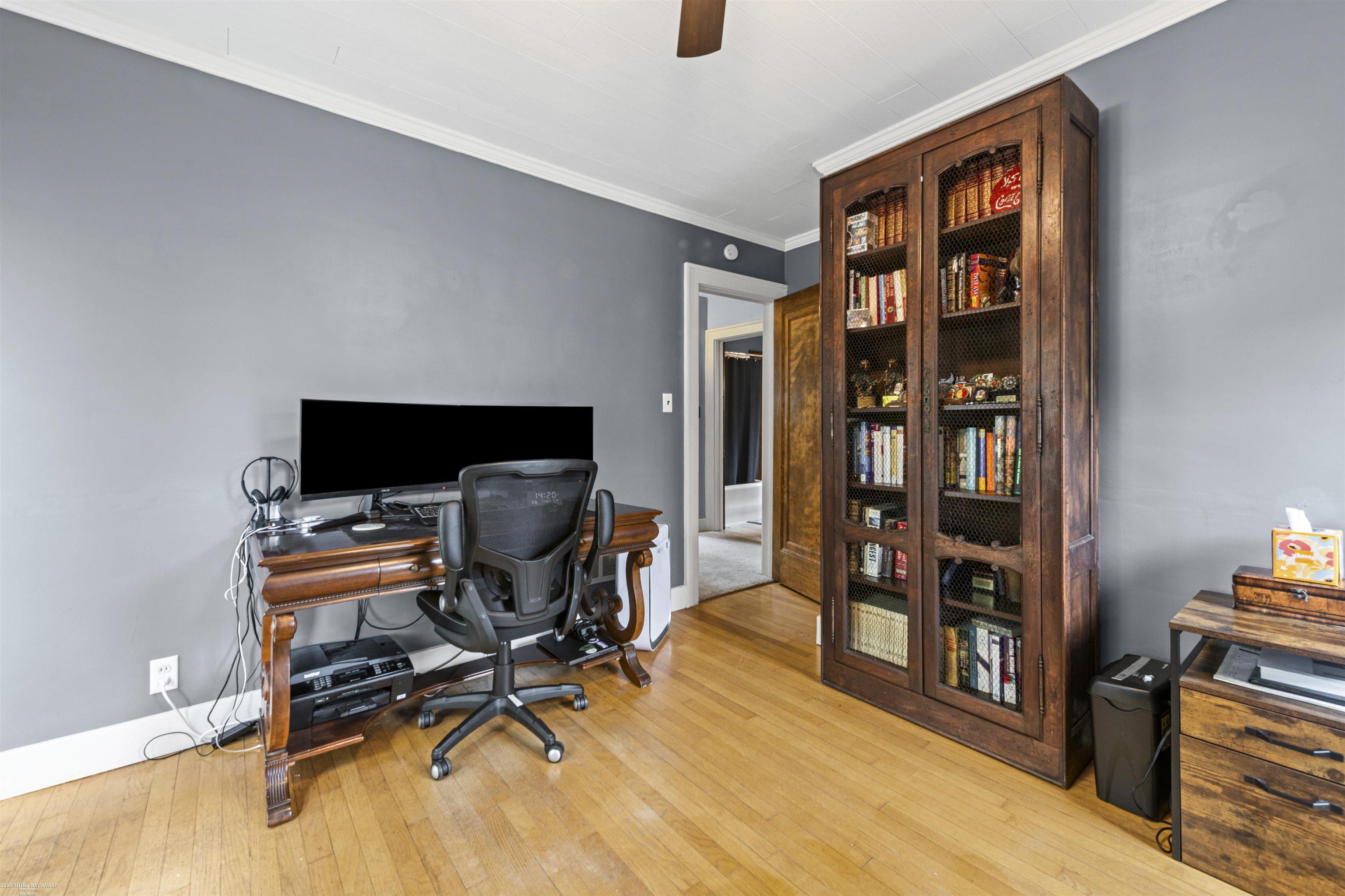 847 University Place, Grosse Pointe, MI, 48230