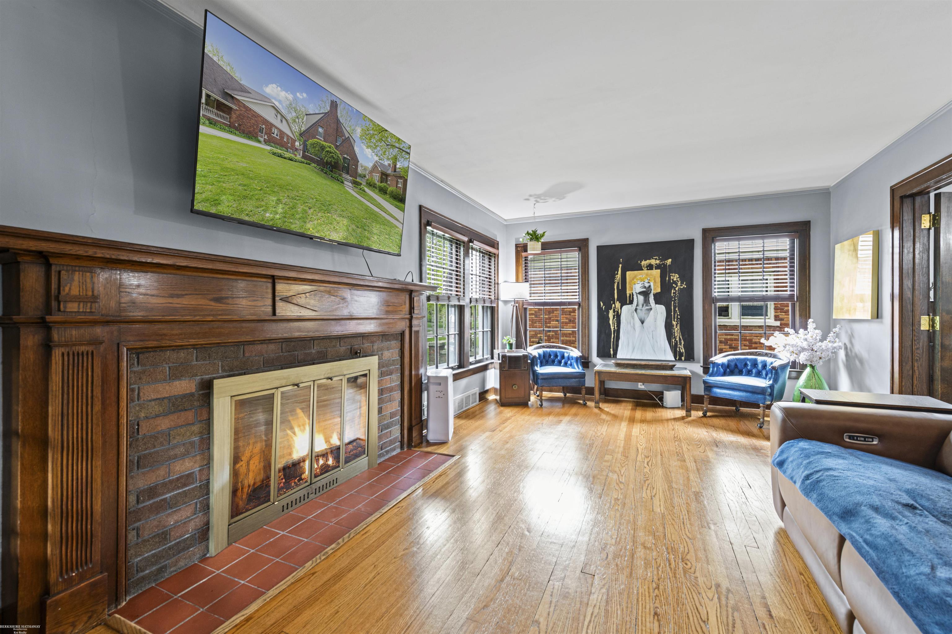 847 University Place, Grosse Pointe, MI, 48230