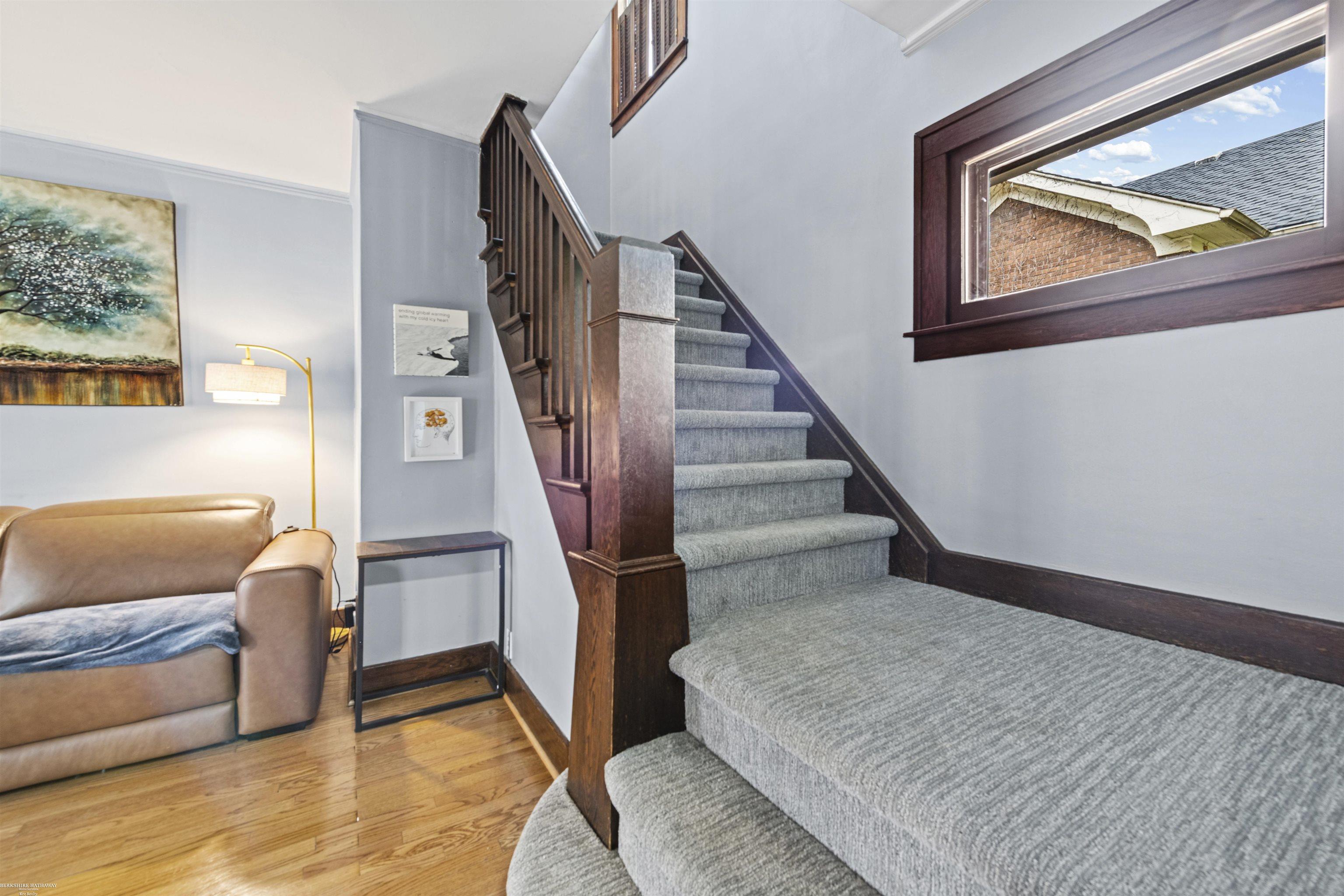 847 University Place, Grosse Pointe, MI, 48230