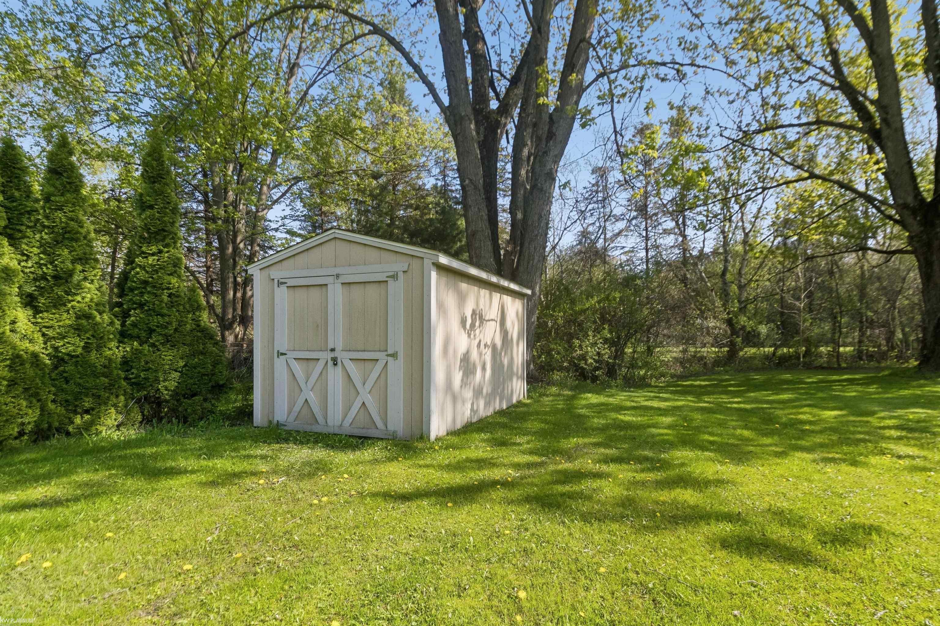 Homes for sale in Clay Township St Clair, MI | 6527 Genaw Rd, Clay Township St Clair, MI 48001 | MLS# 58050207084