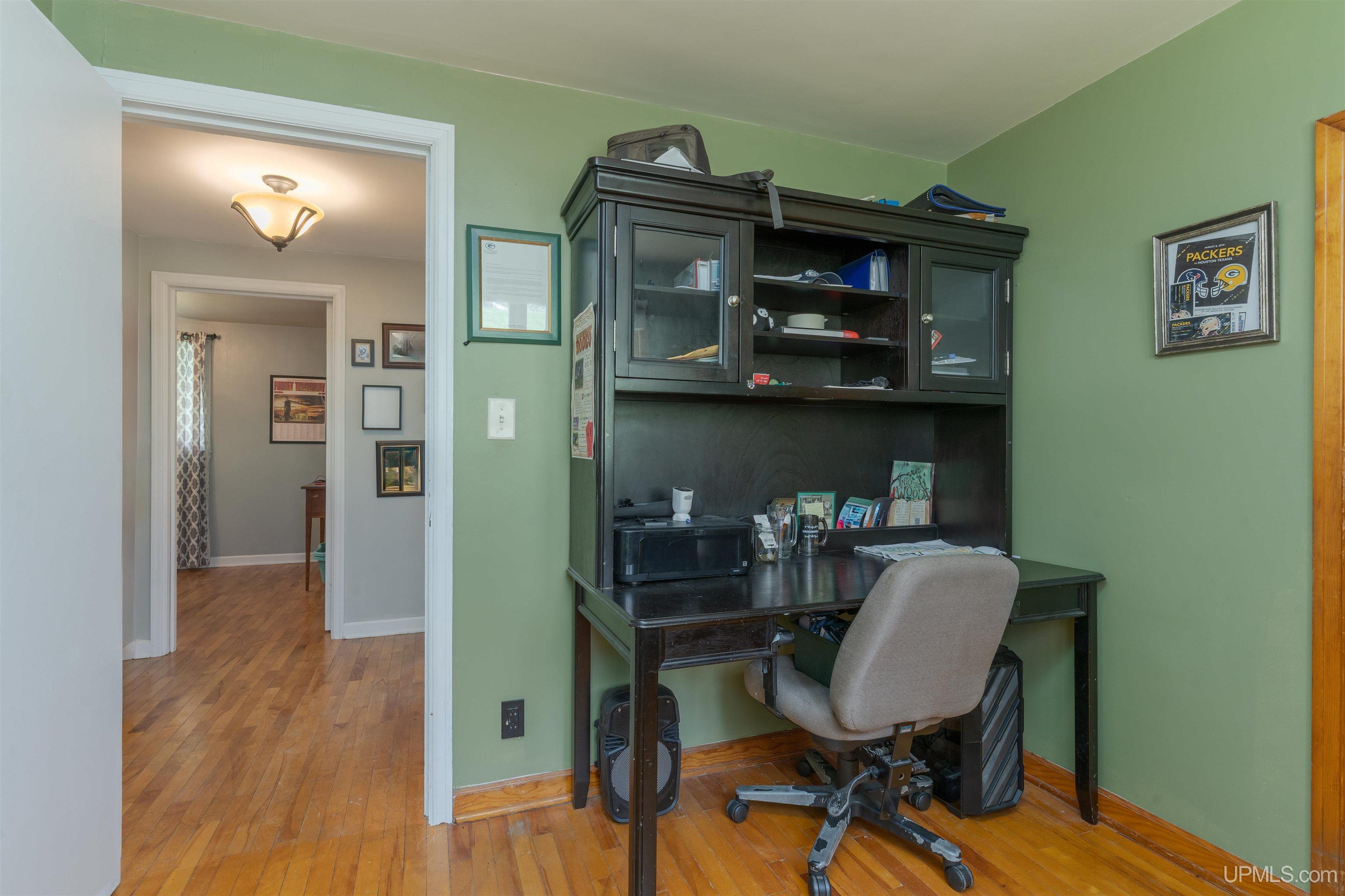 725 W Ice Lake Road, Iron River, MI, 49935