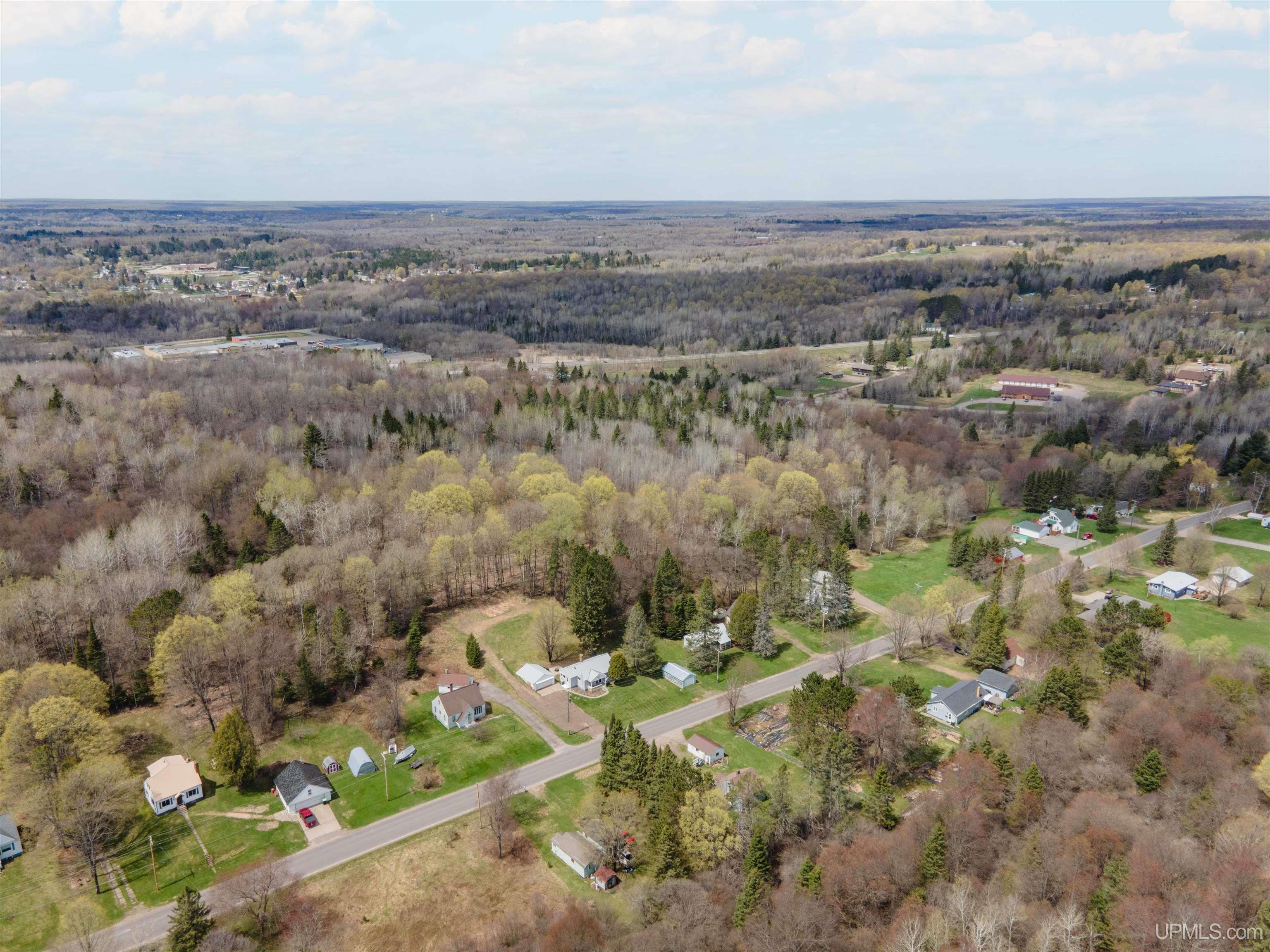 725 W Ice Lake Road, Iron River, MI, 49935