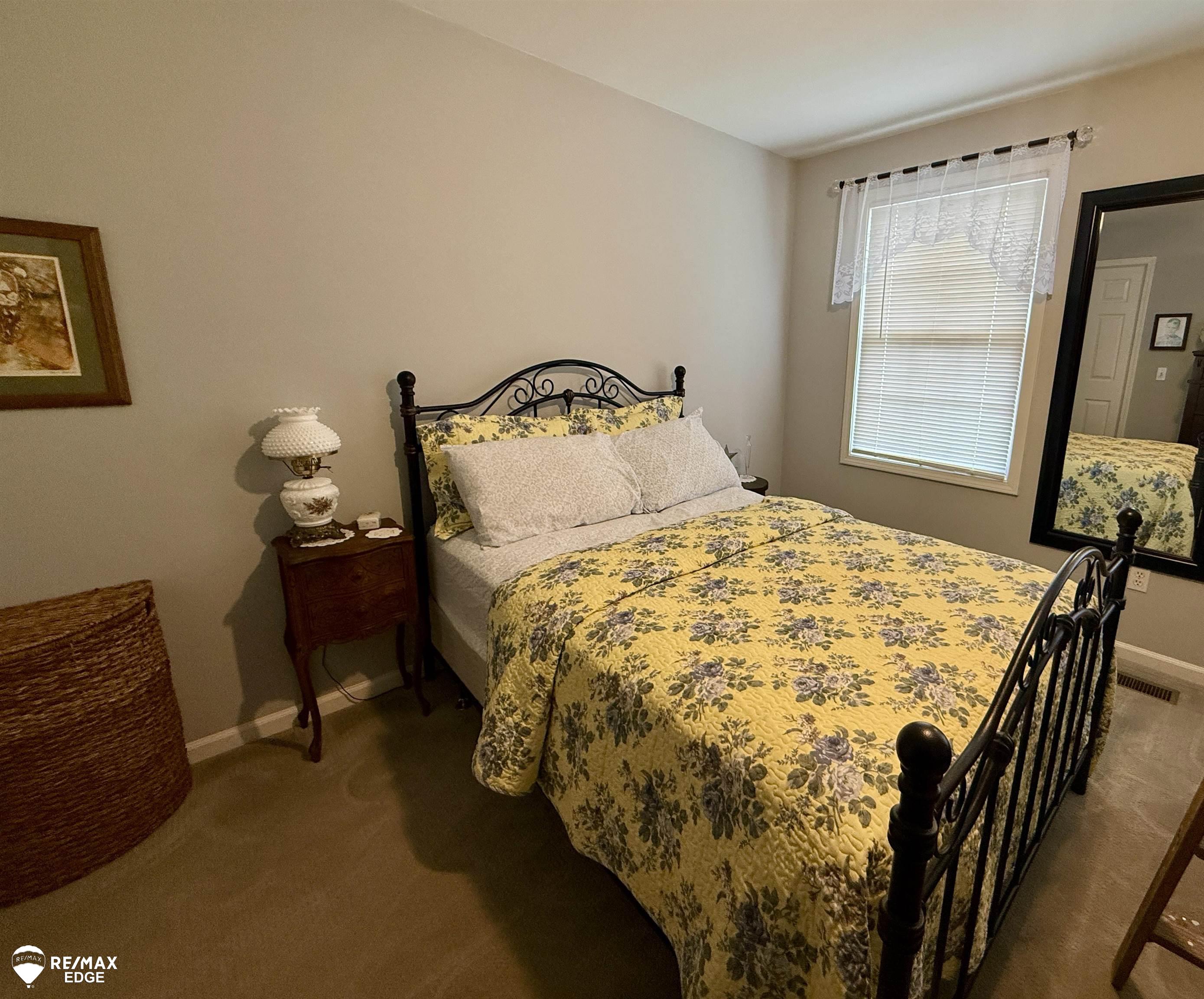 2131 Carriage Hill Circle photo 13
