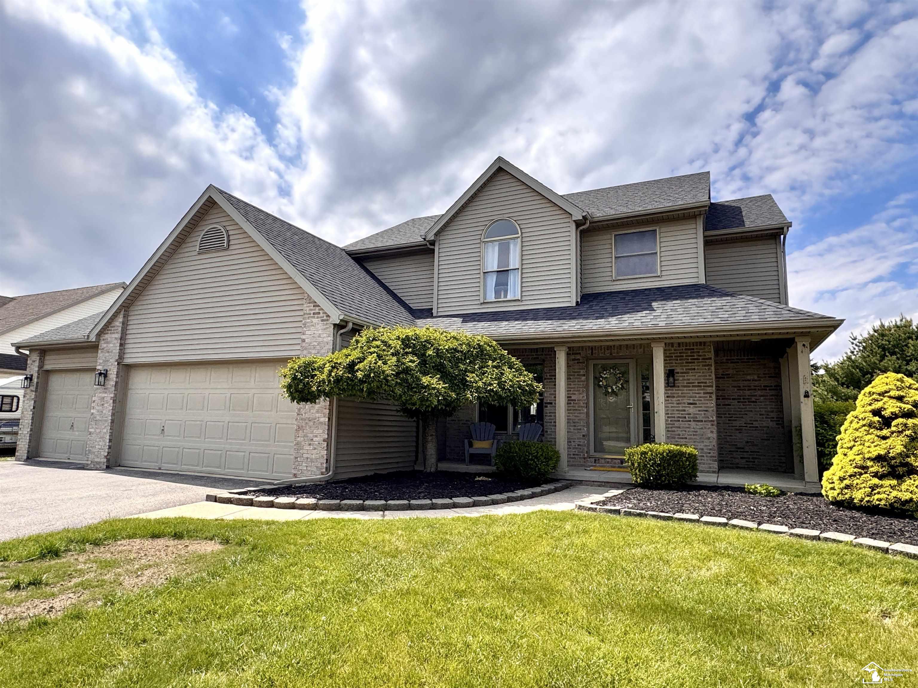 2823 Chapel Creek Drive, Lambertville, MI, 48144