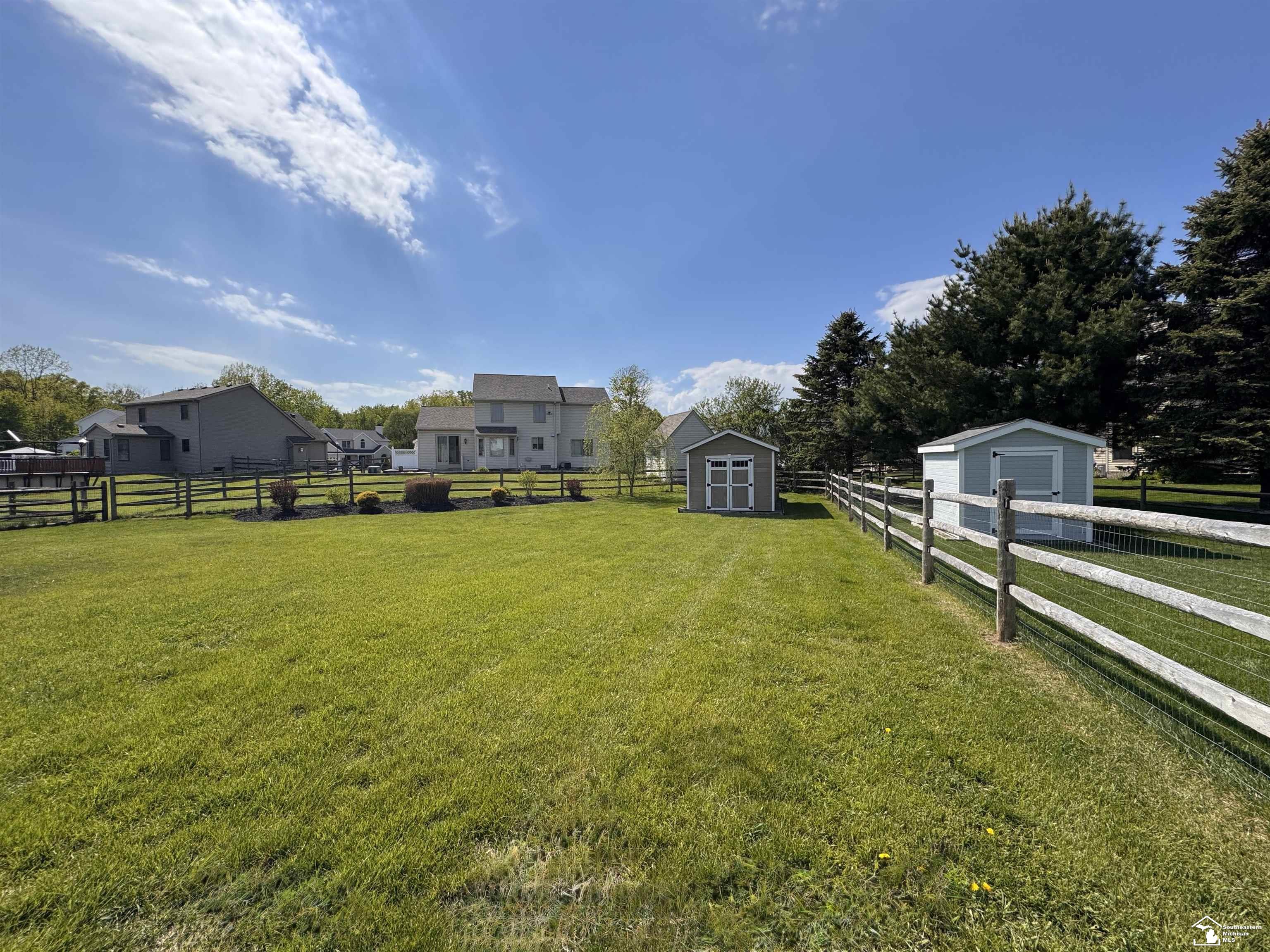 2823 Chapel Creek Drive, Lambertville, MI, 48144