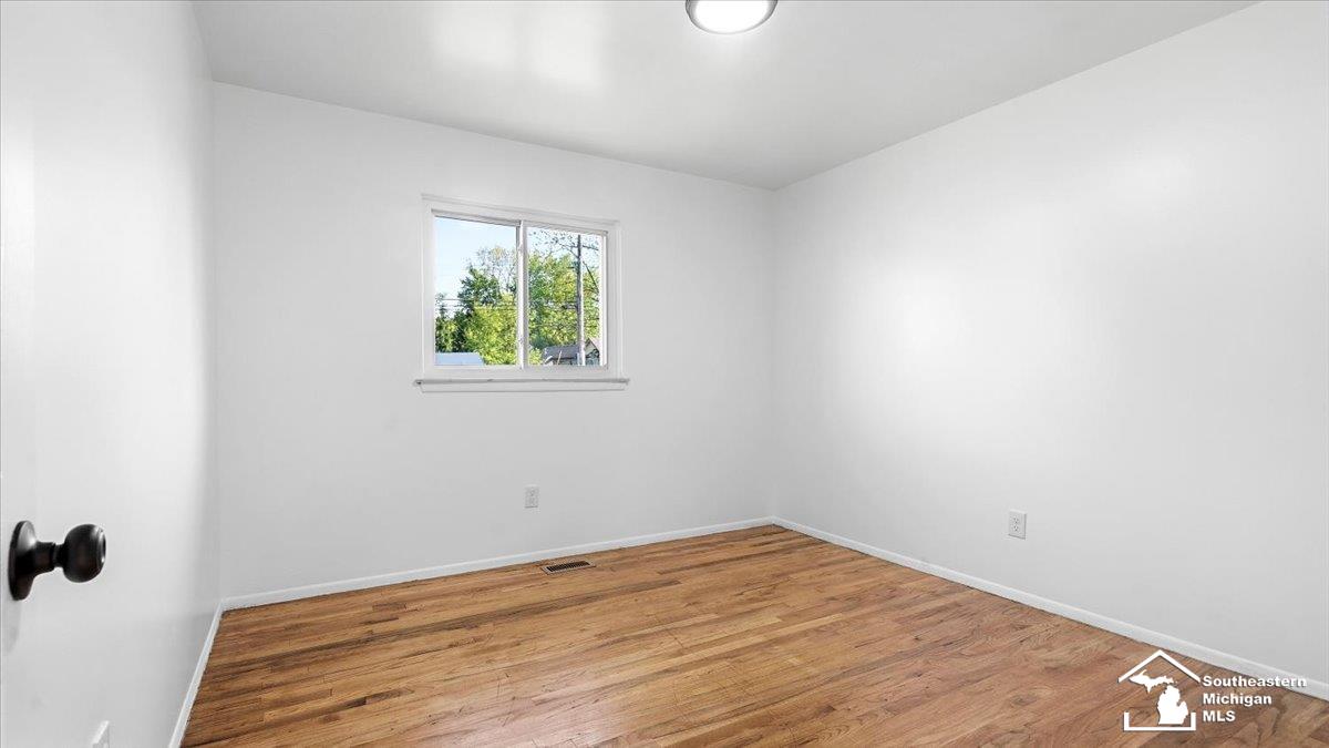 25647 Baker Street, Taylor, MI, 48180