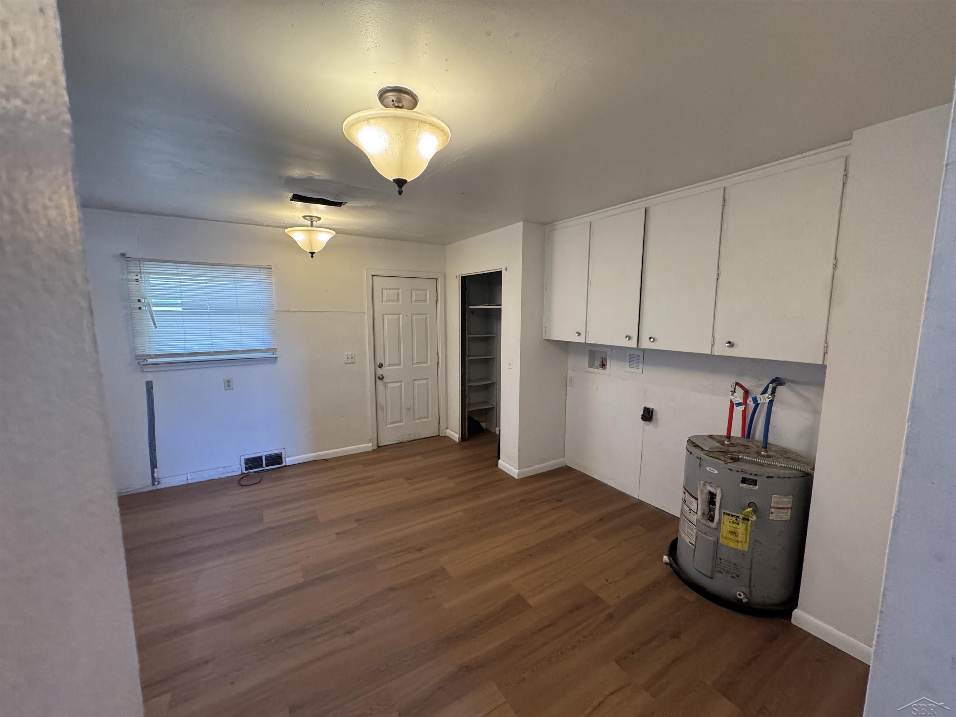 4015 Hess Avenue, Saginaw, MI, 48601