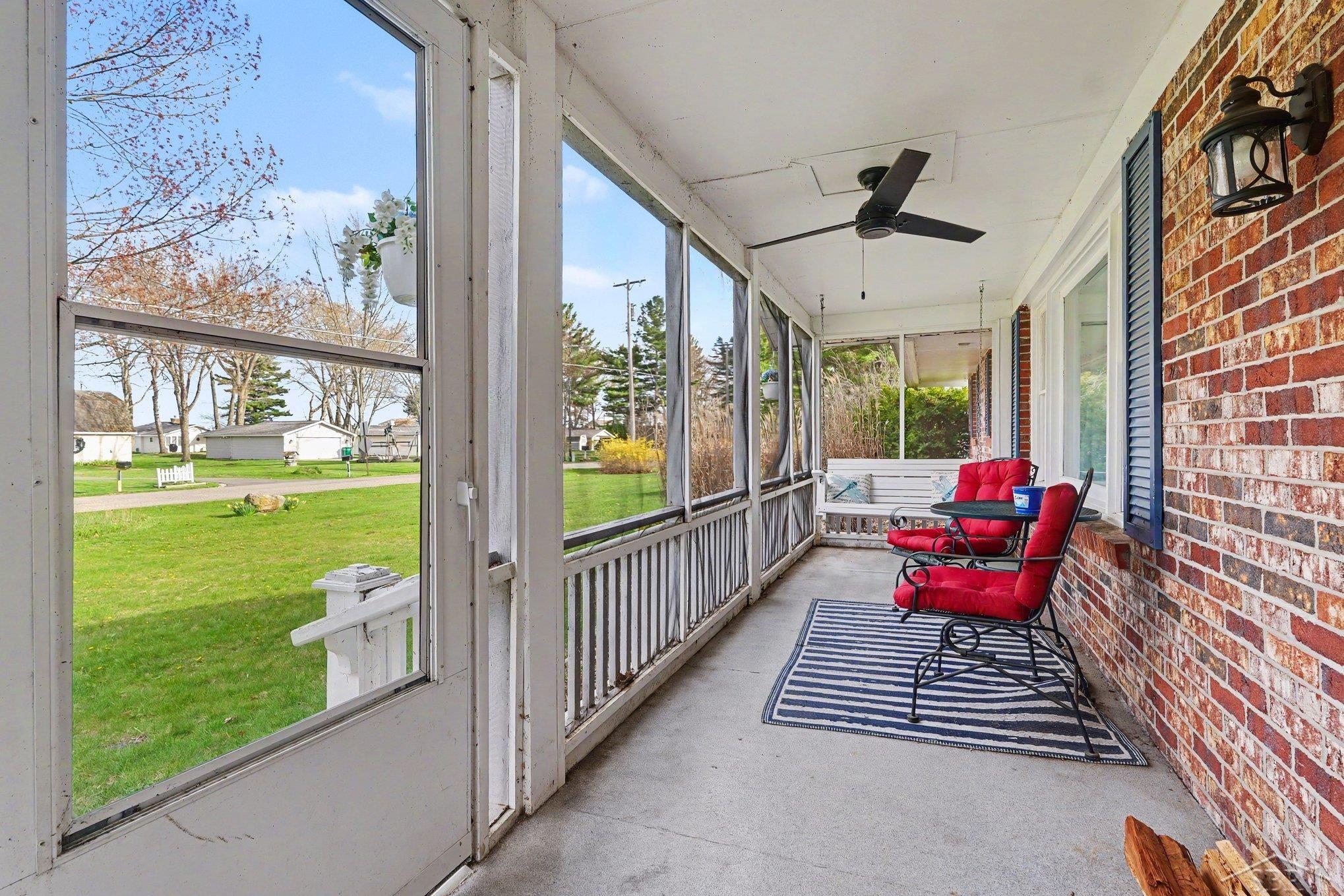 1596 Douglas Drive, Tawas City, MI, 48763