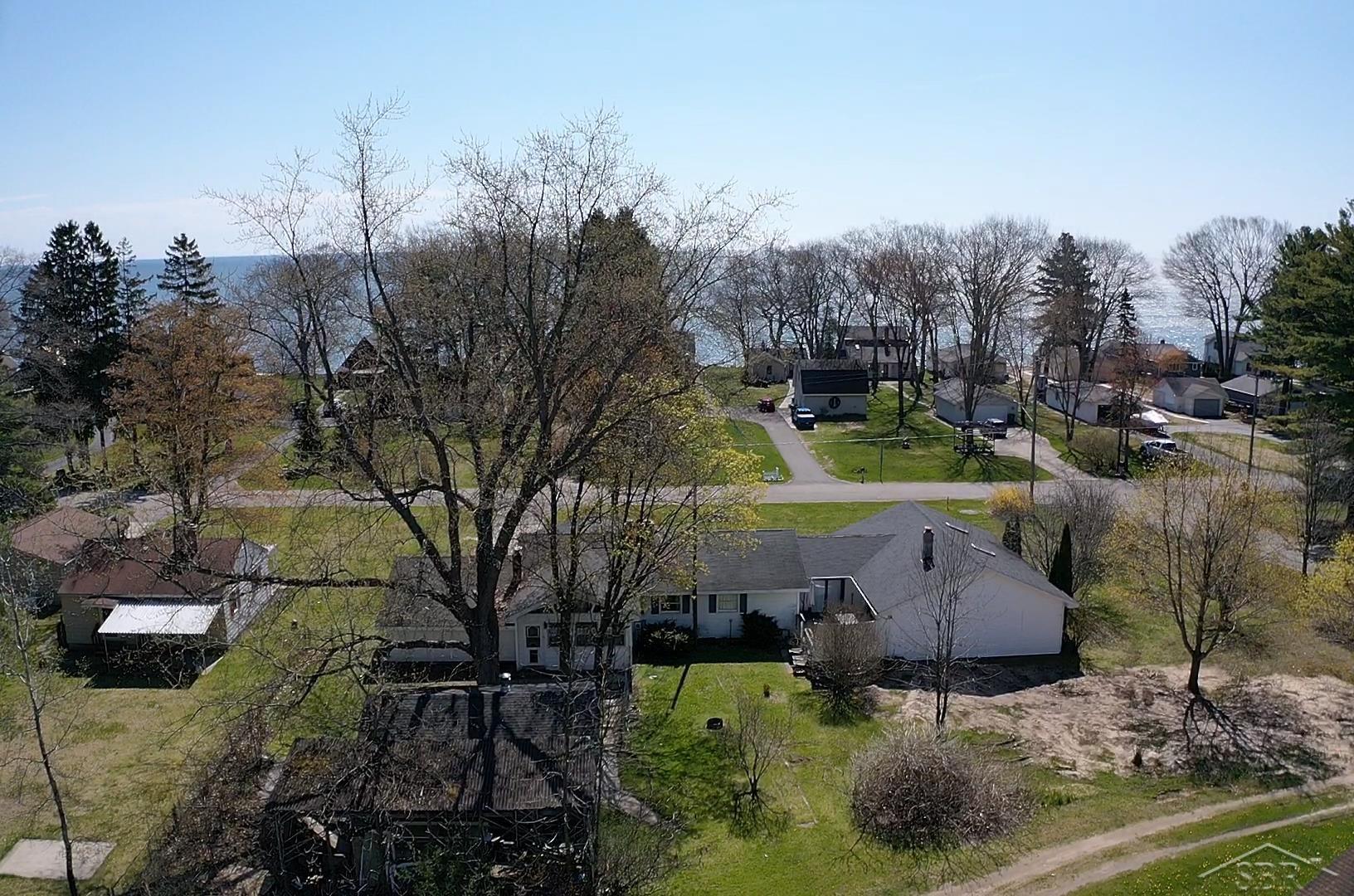 1596 Douglas Drive, Tawas City, MI, 48763