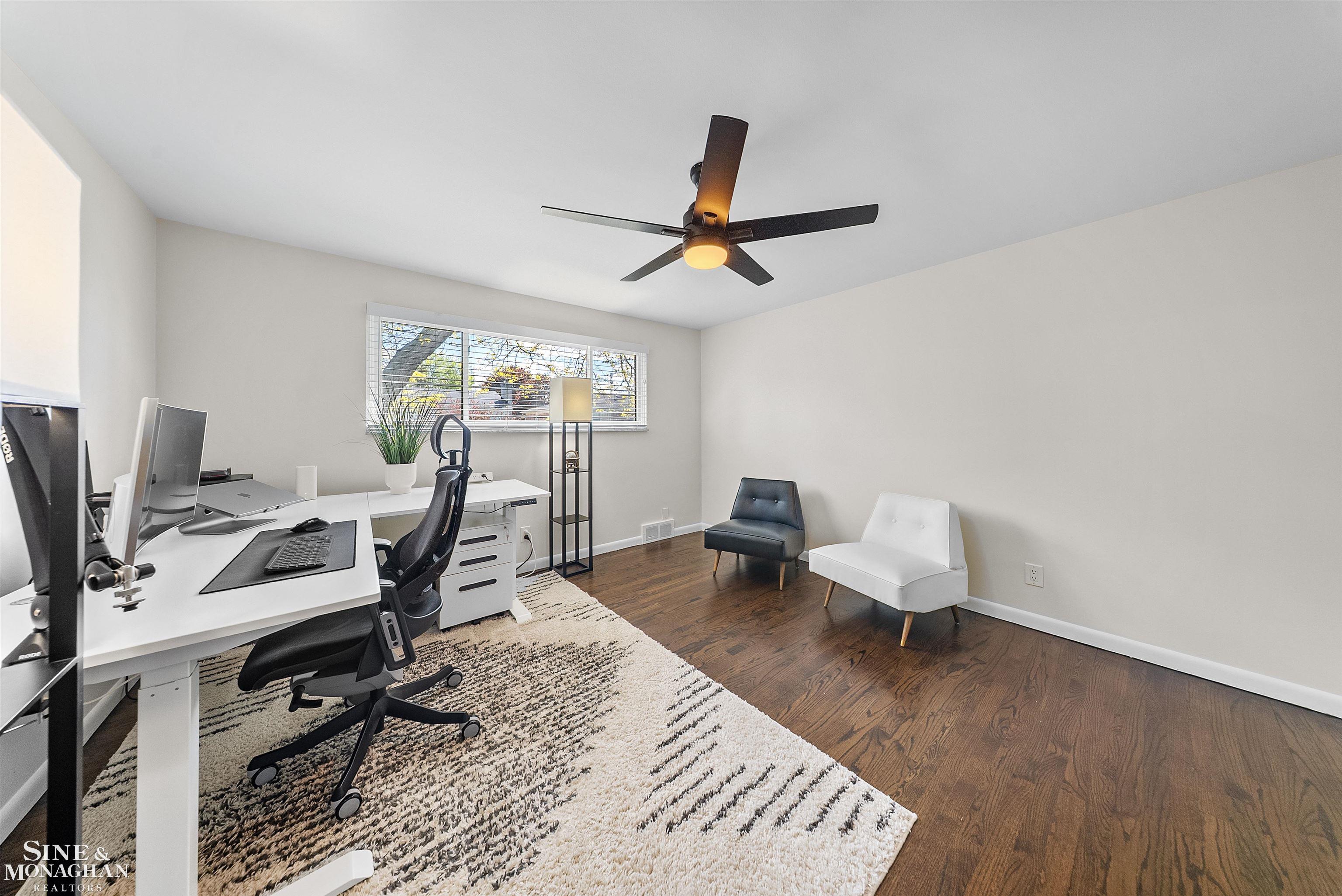 641 Blairmoor Court, Grosse Pointe Woods, MI, 48236